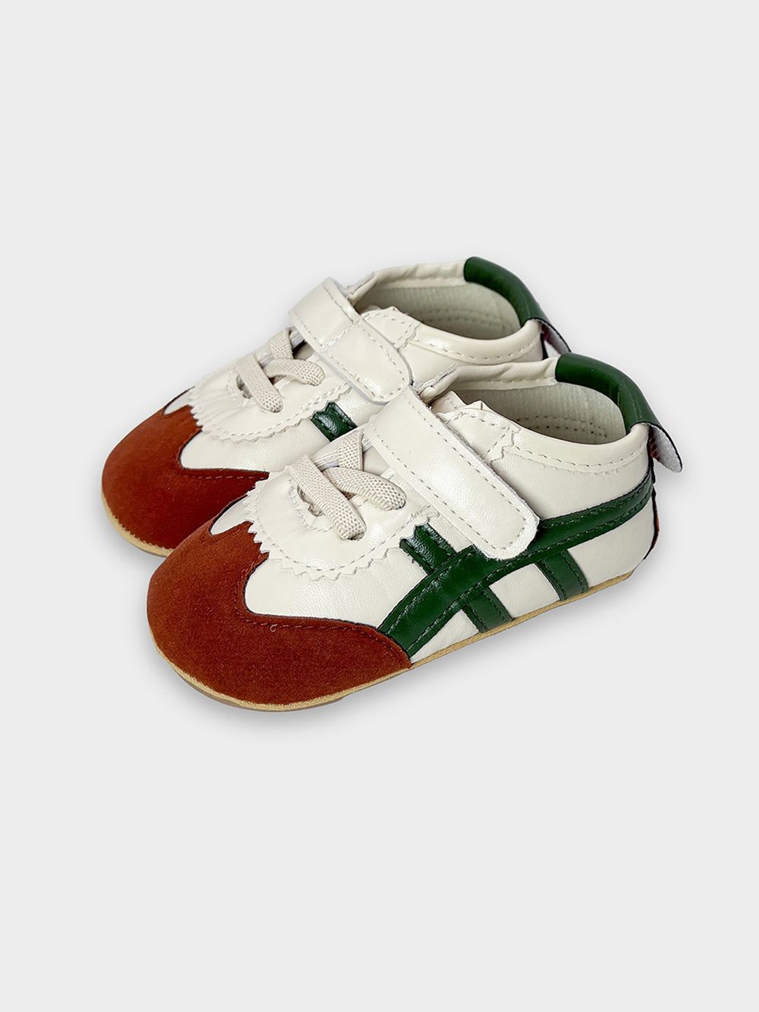 

MiArcus Kids Arcus PU Color Block Booties, White