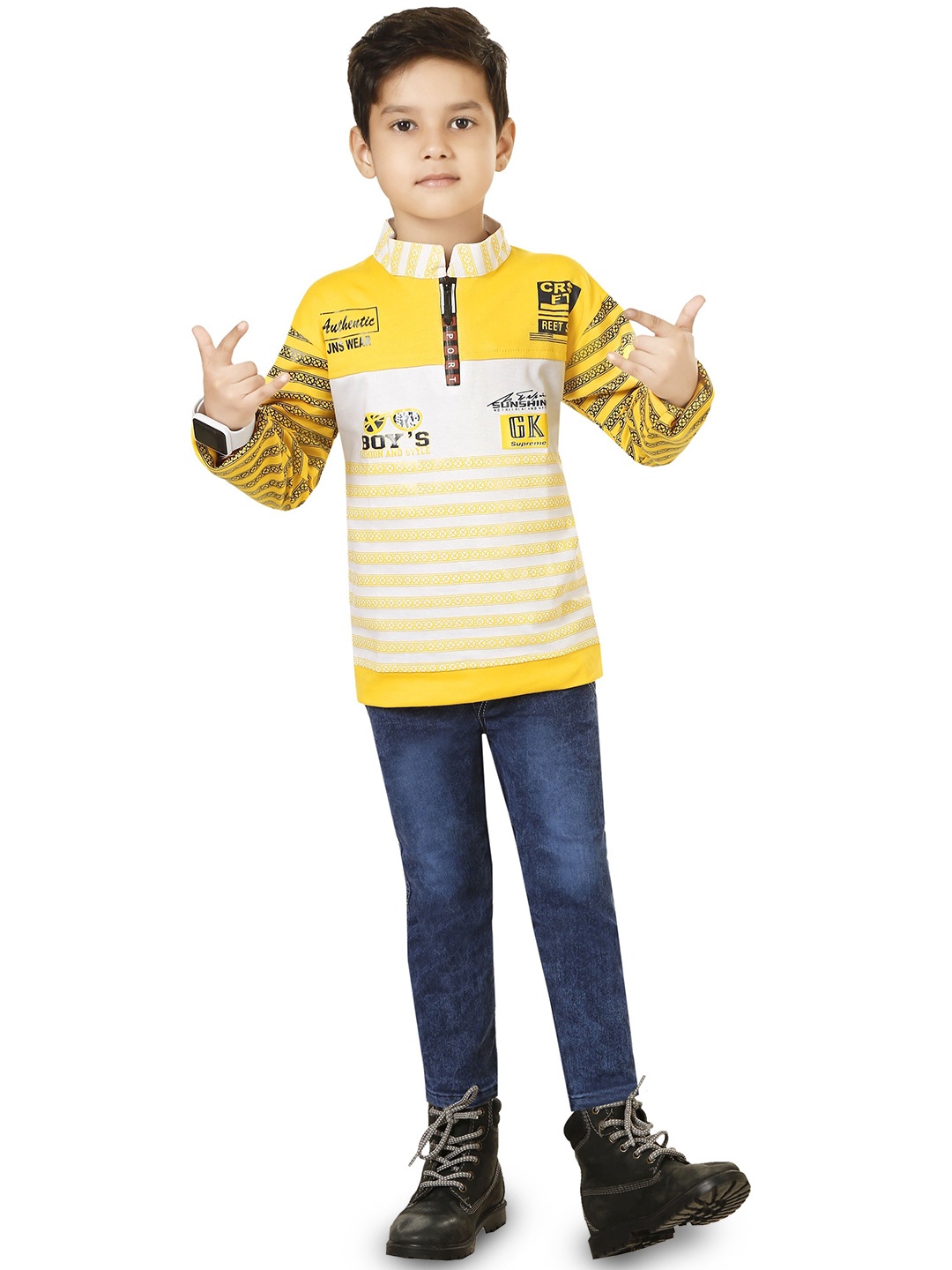 

LUCII Boys Printed Mandarin Collar Pure Cotton T-shirt With Jeans, Yellow