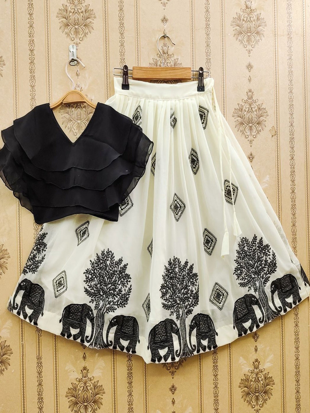 

BAESD Girls Embellished Thread Work Ready to Wear Lehenga &, Off white