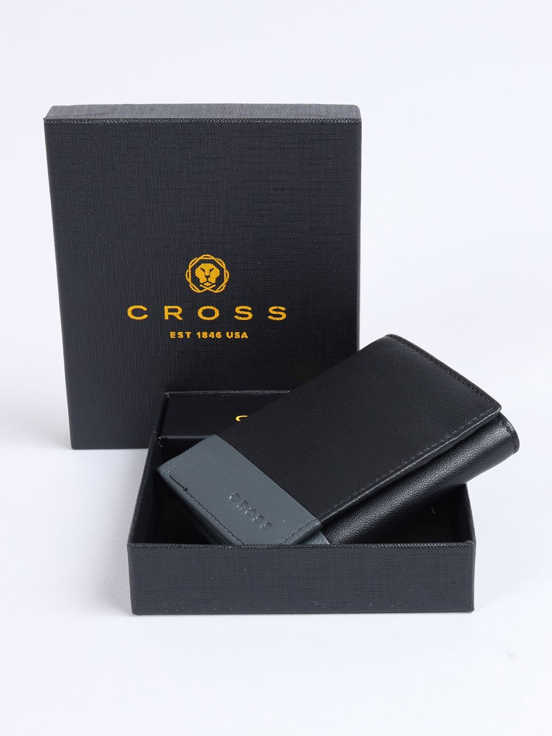 

Cross Men Leather Three Fold Wallet, Black