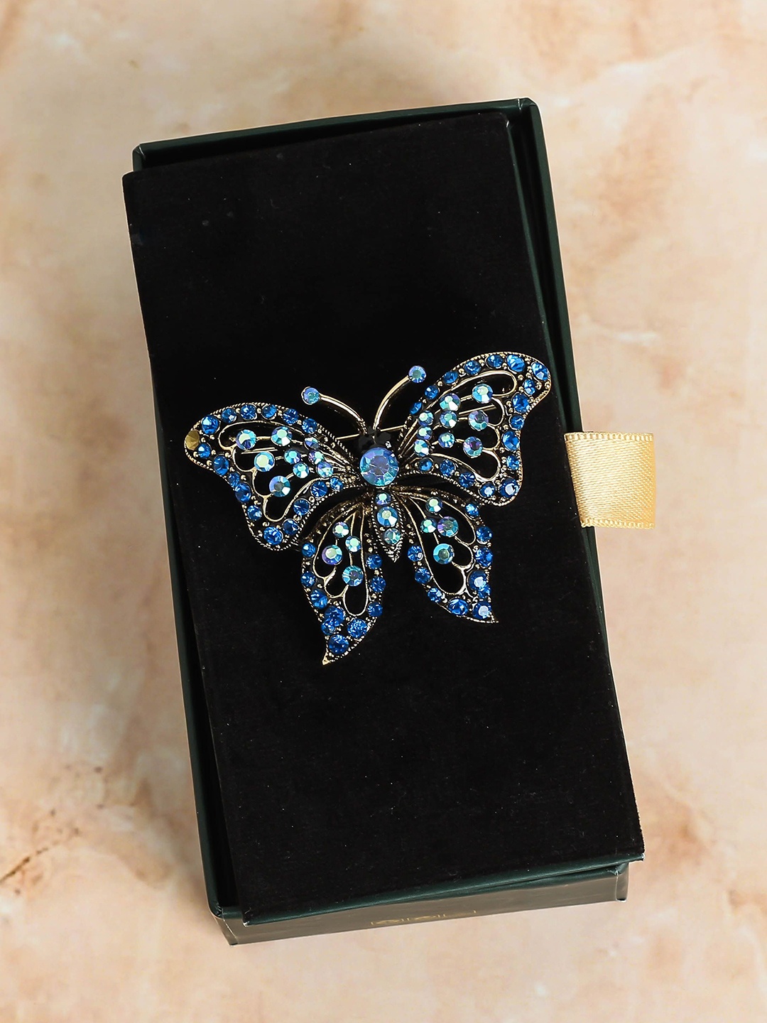 

Tossido Men Stone Studded Butterfly Brooch, Blue