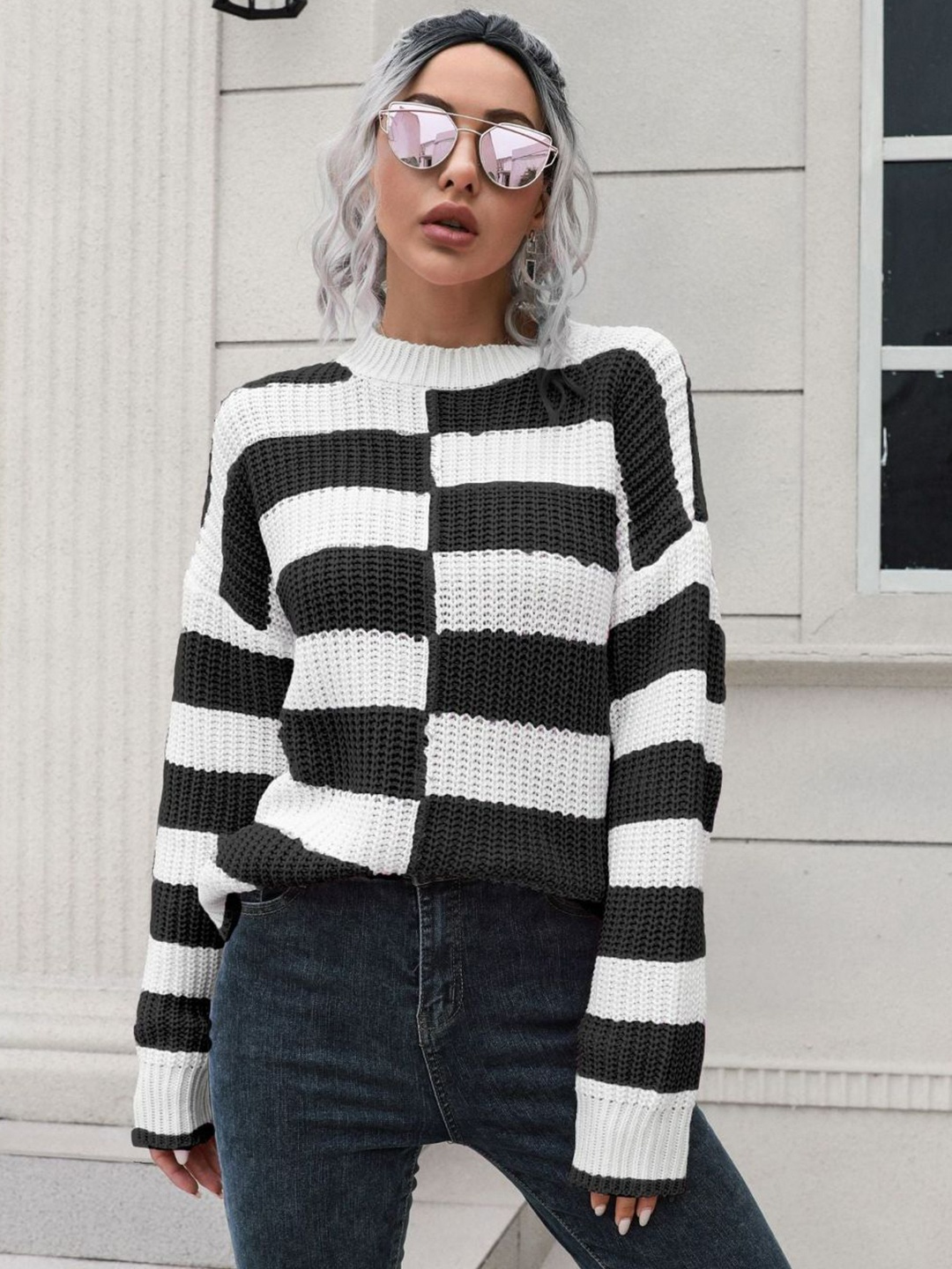 

Oh Rare Women Checked Round Neck Pullover Sweater, Black