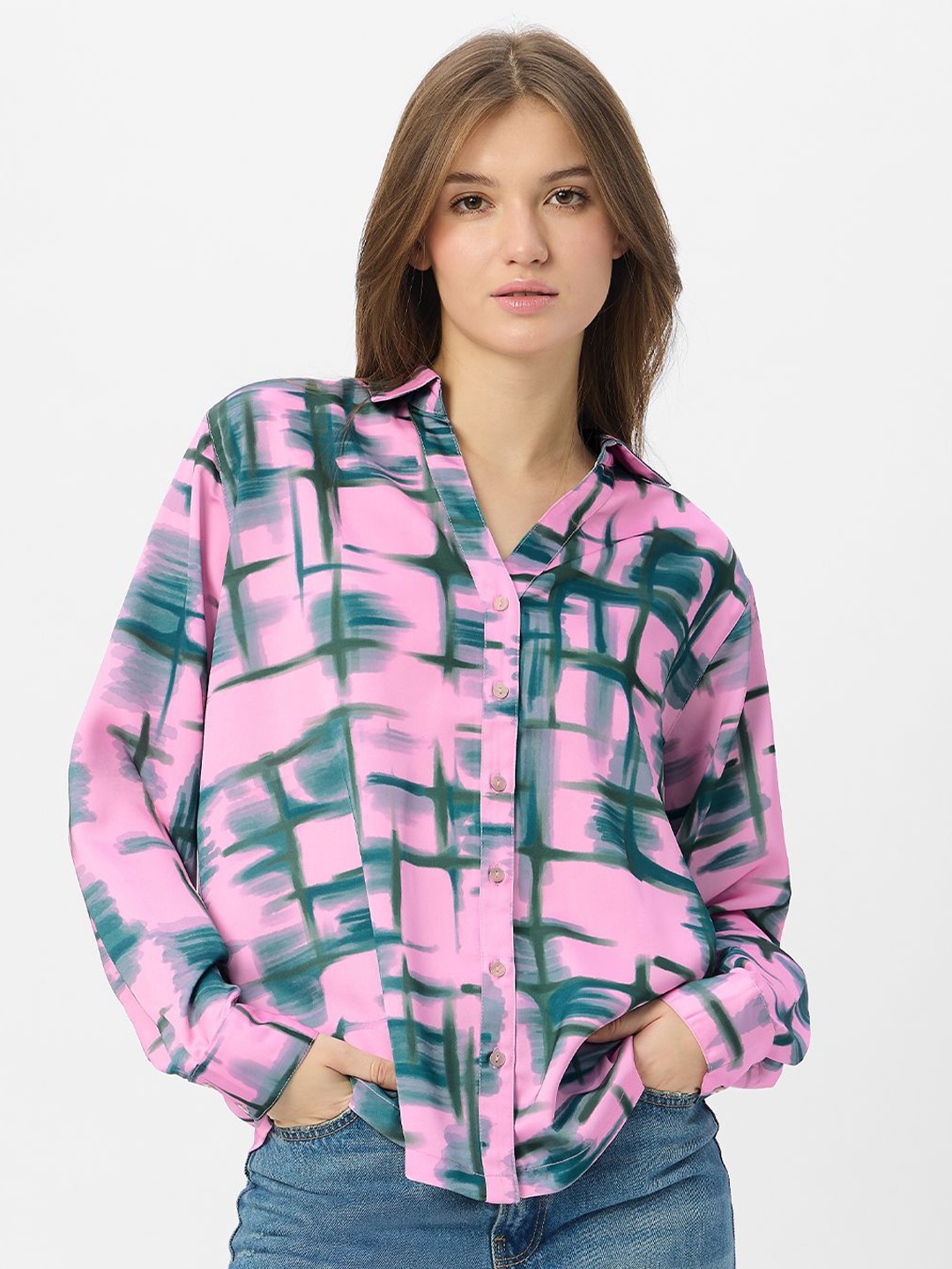 

The Souled Store Women Oversized Fit Cutaway Collar Abstract Printed Casual Shirt, Pink
