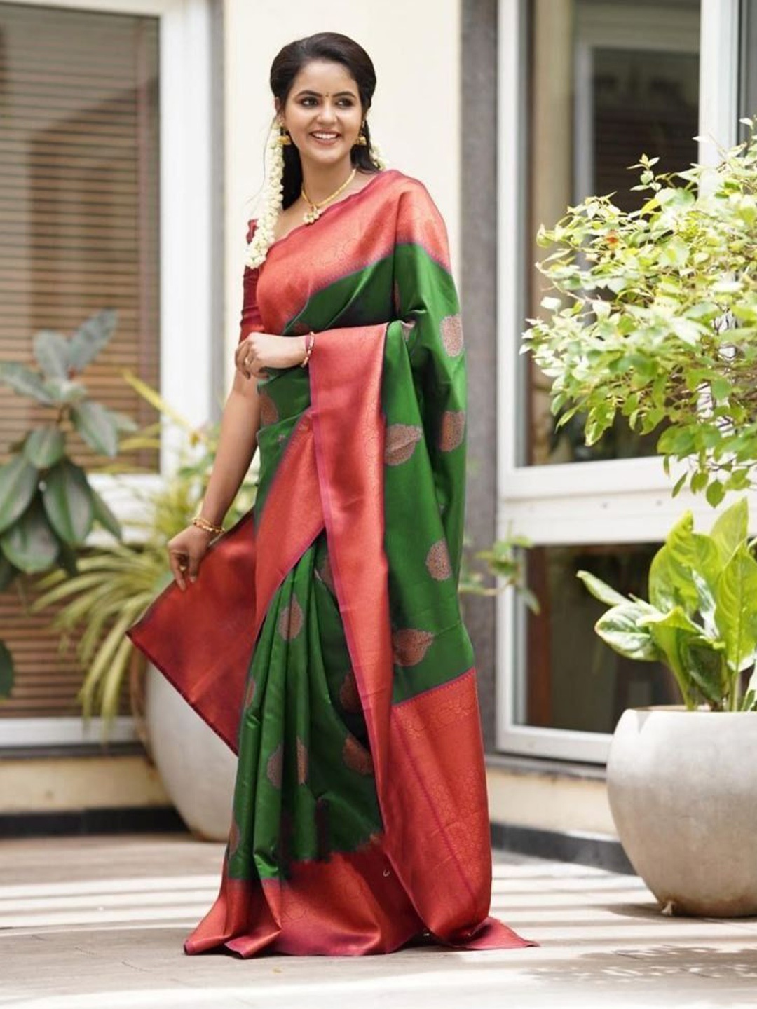 

Anouk Woven Design Banarasi Saree, Green