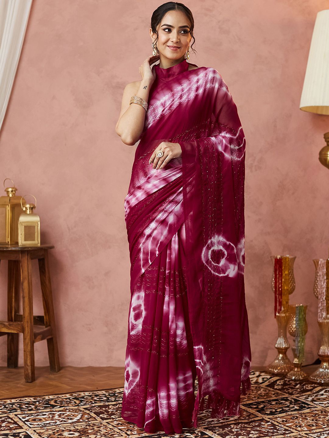 

Mitera Tie and Dye Sequinned Pure Georgette Saree, Maroon