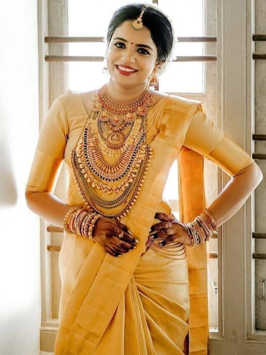 

Upalksh Woven Design Zari Banarasi Saree, Yellow