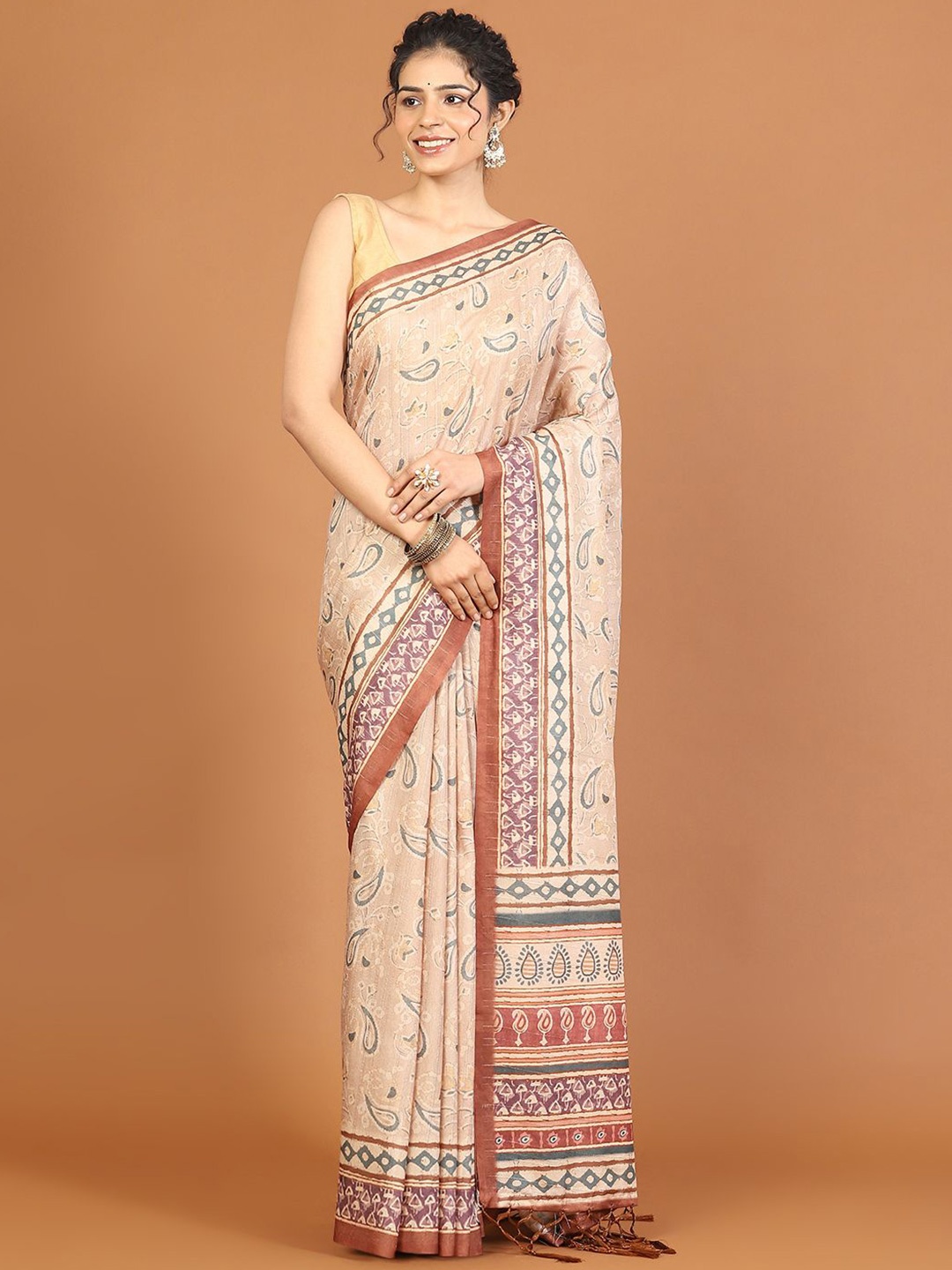

Meena Bazaar Paisley Art Silk Tussar Saree, Beige