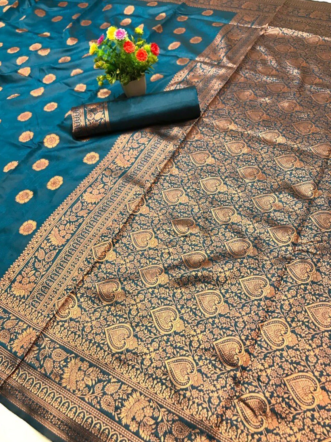 

Upalksh Woven Design Zari Kanjeevaram Saree, Blue