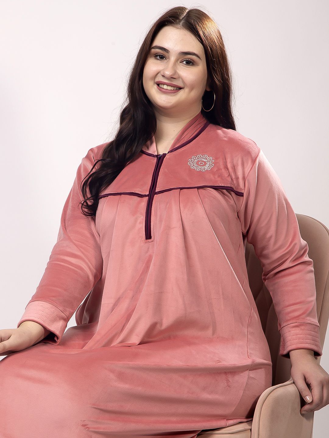 

CHUI MUI Plus Size Maxi Nightdress, Pink