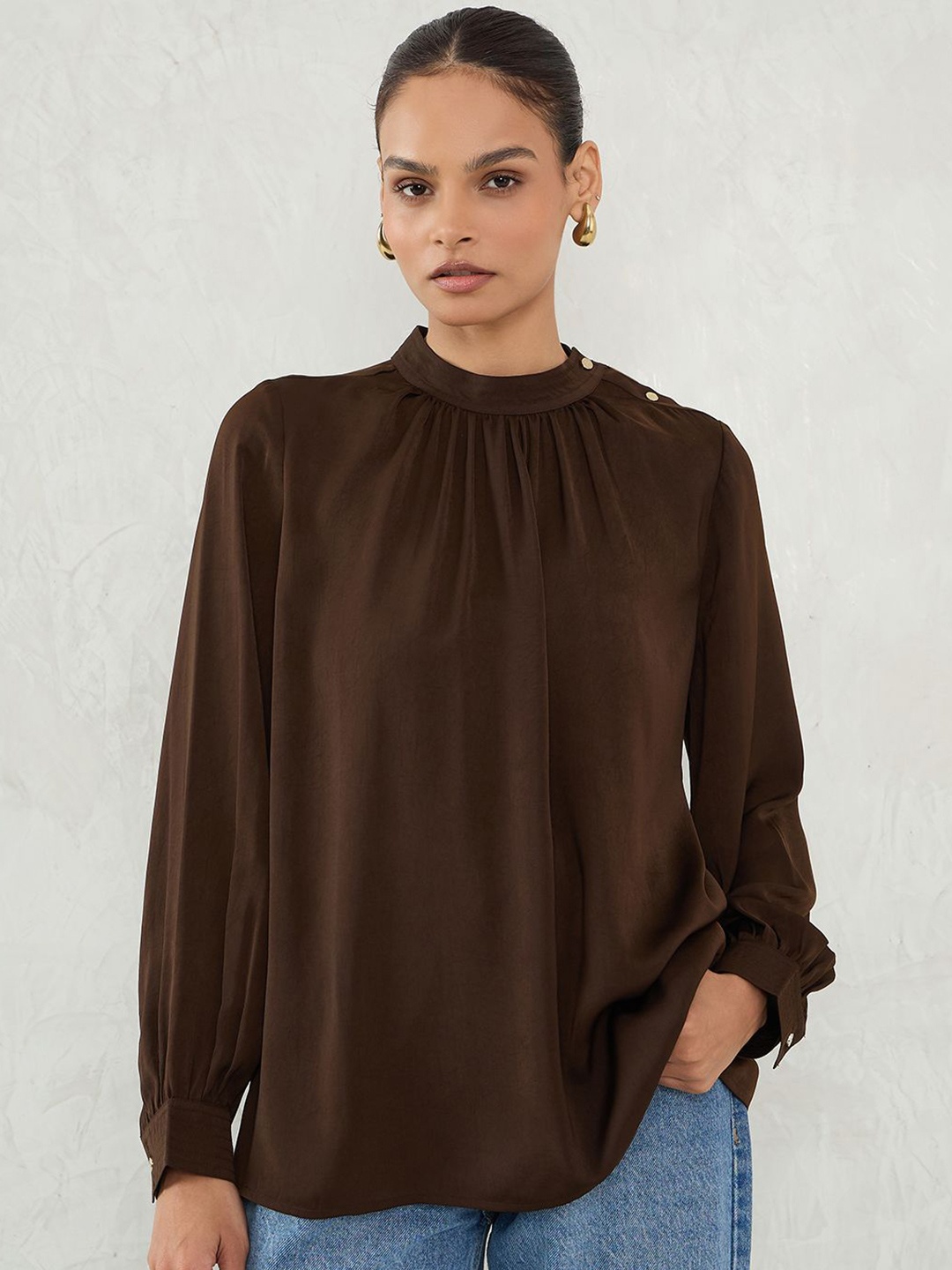 

FEMMELLA Women Round Neck Top, Brown