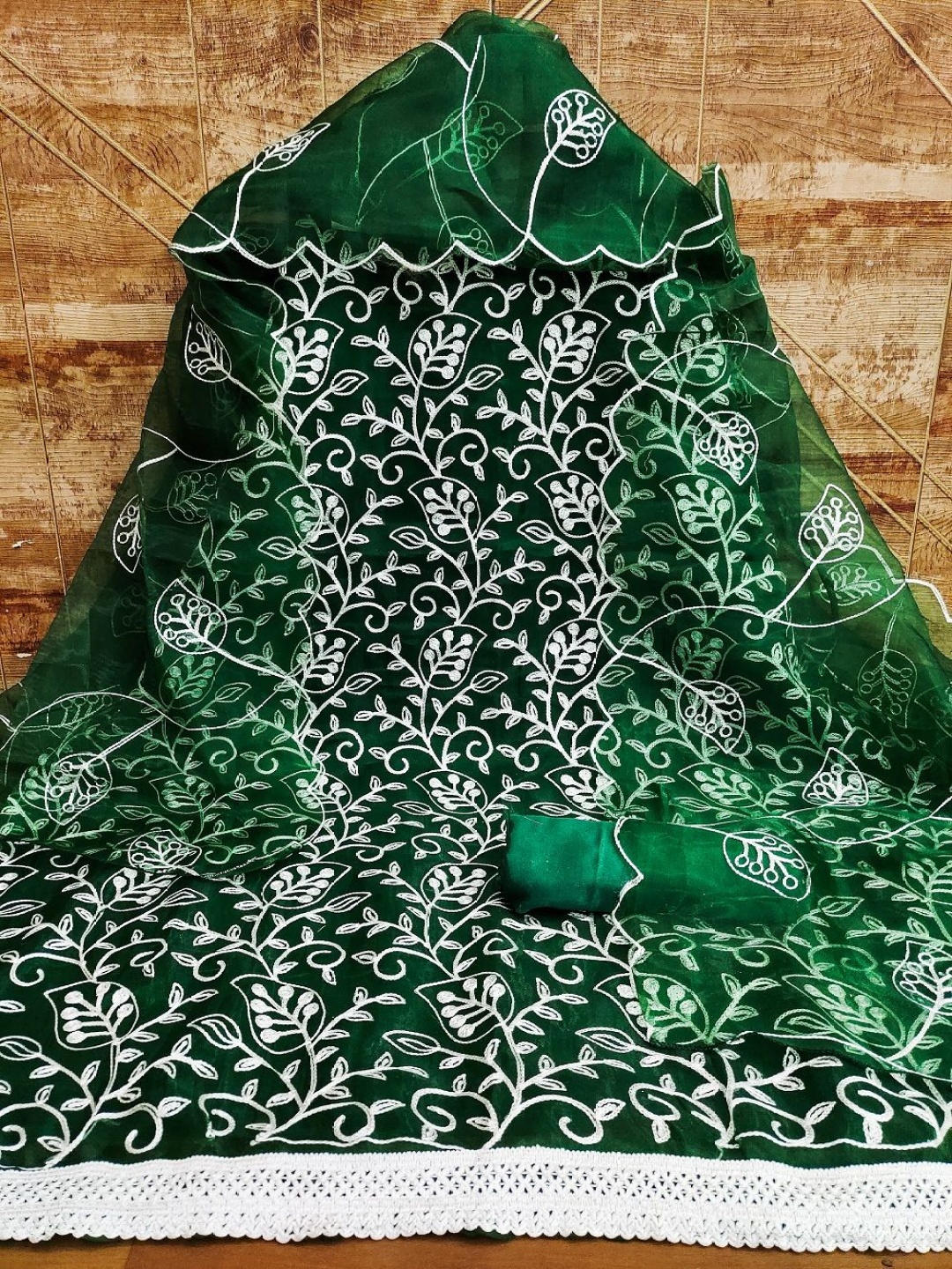 

A TO Z CART Floral Embroidered Organza Unstitched Dress Material, Green