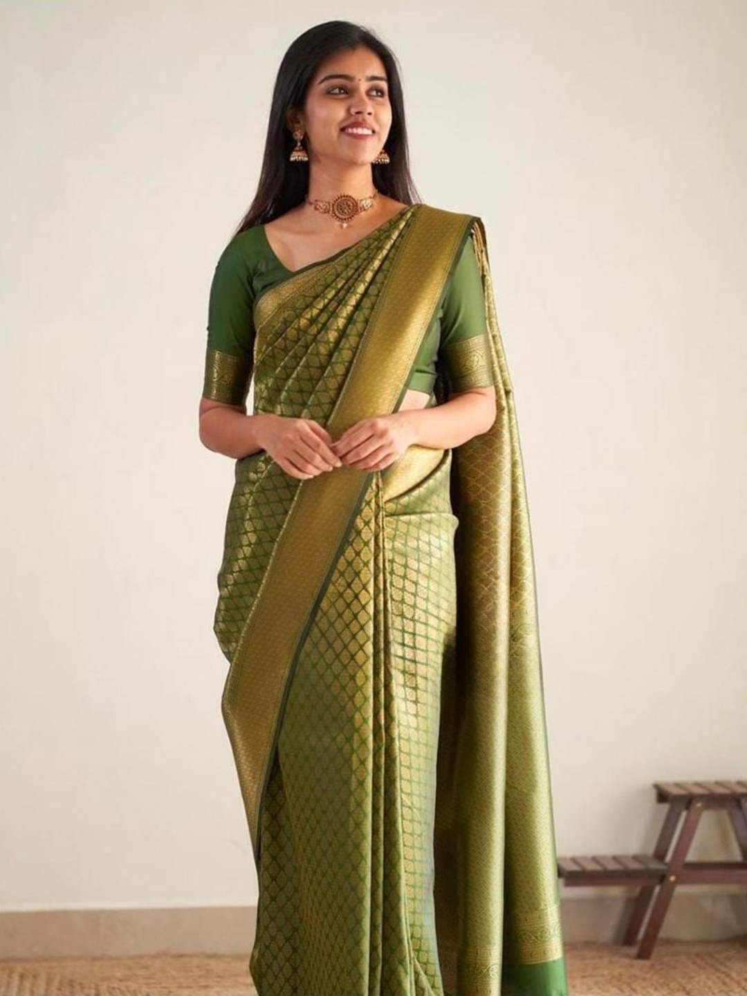 

Upalksh Banarasi Saree, Green