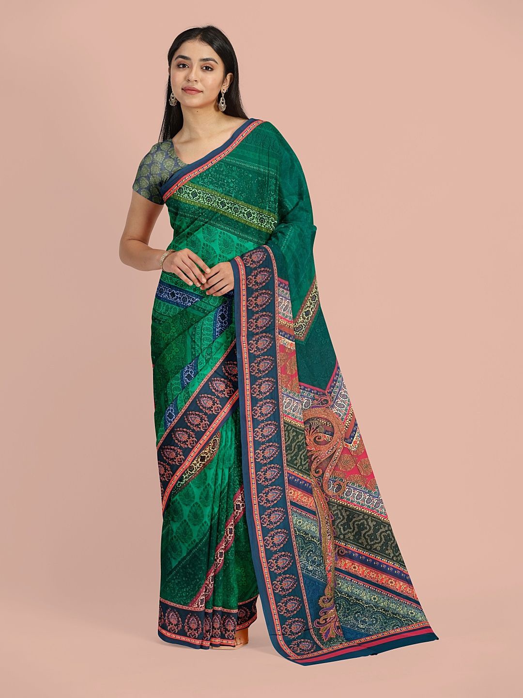 

Avyay Creation Ethnic Motifs Printed Saree, Green
