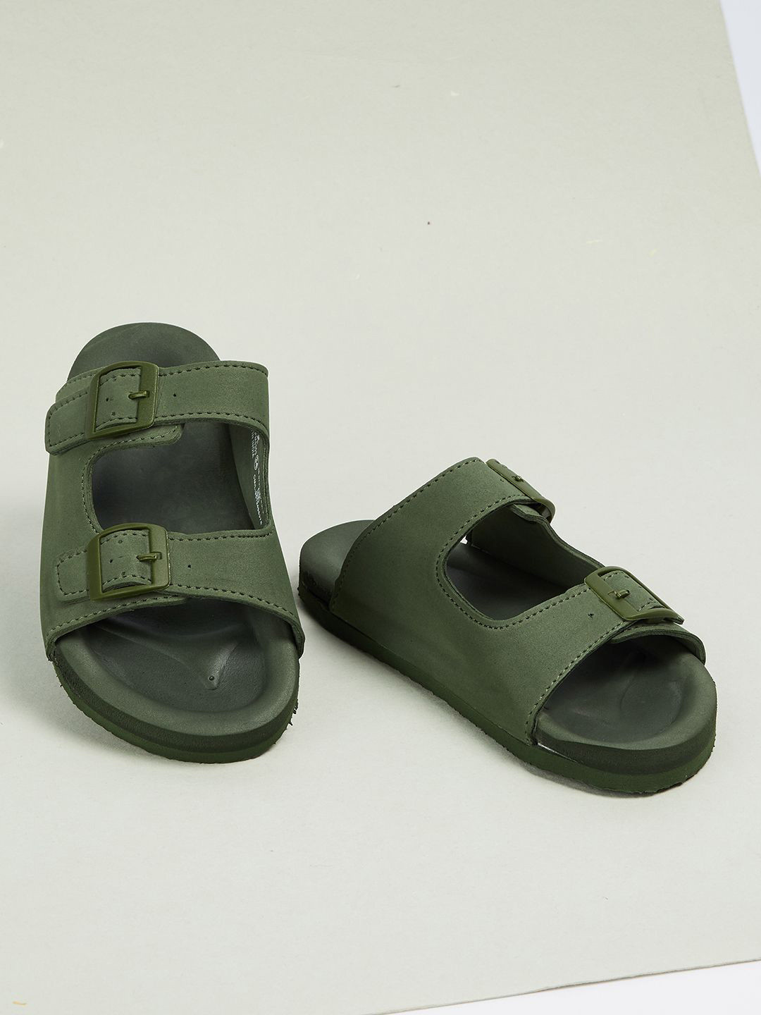 

max Boys PU Comfort Sandals, Green