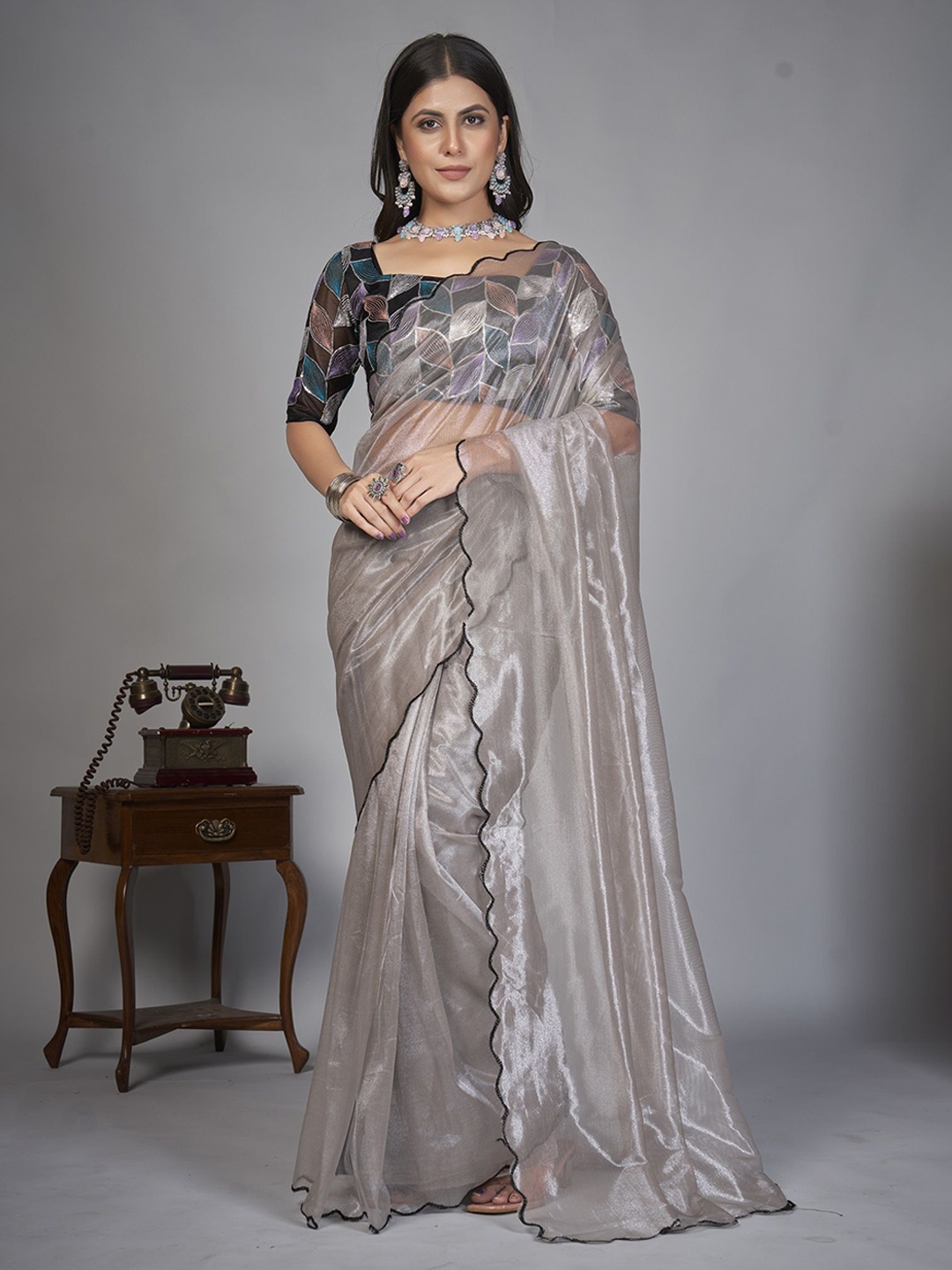 

A TO Z CART Solid Organza Saree, Grey