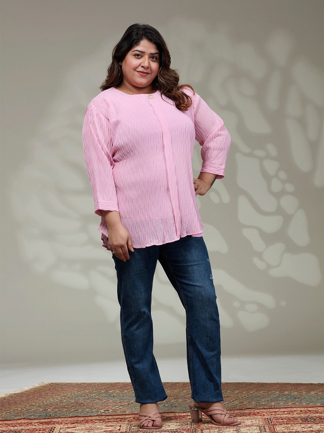 

FREYAA Plus Size Self Design Round Neck Top, Pink