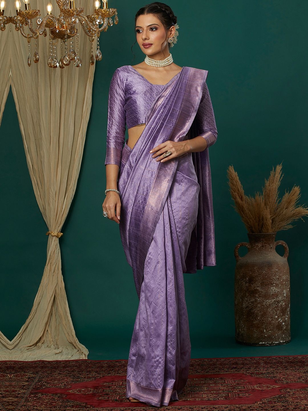 

Mitera Woven Design Zari Banarasi Saree, Lavender