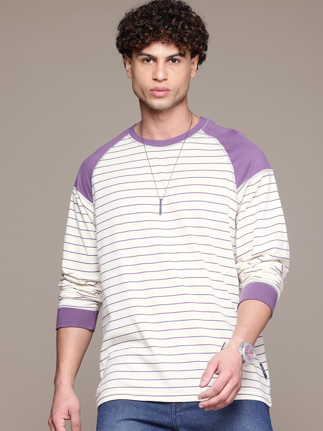 

The Roadster Lifestyle Co. Men Striped Oversized T-shirt, Off white