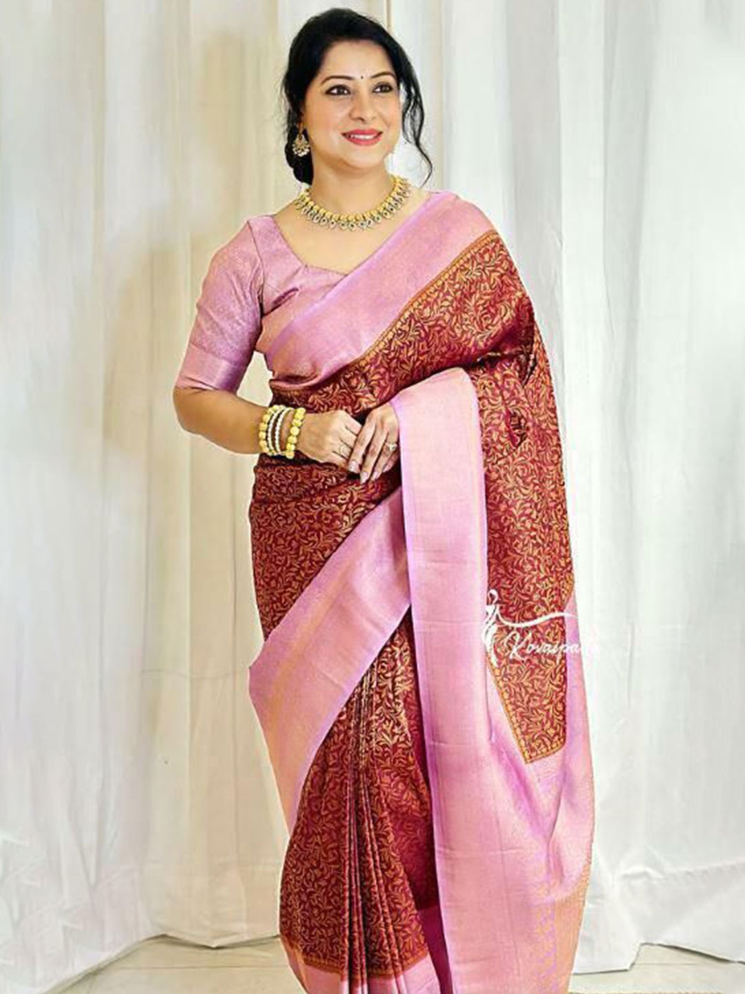 

Upalksh Woven Design Zari Silk Cotton Banarasi Saree, Pink
