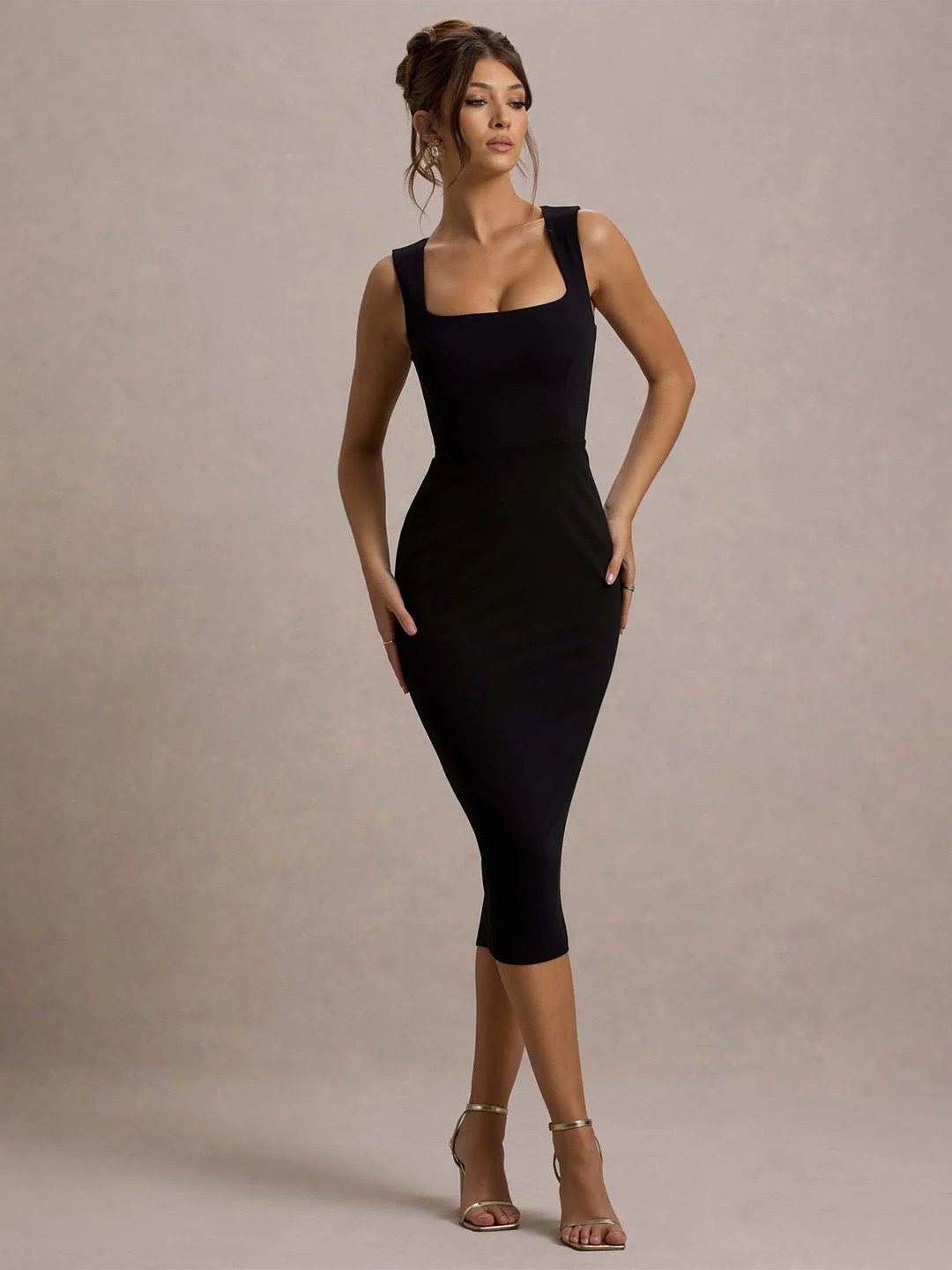 

TRAQUILA Women Knee Length Bodycon Dress, Black