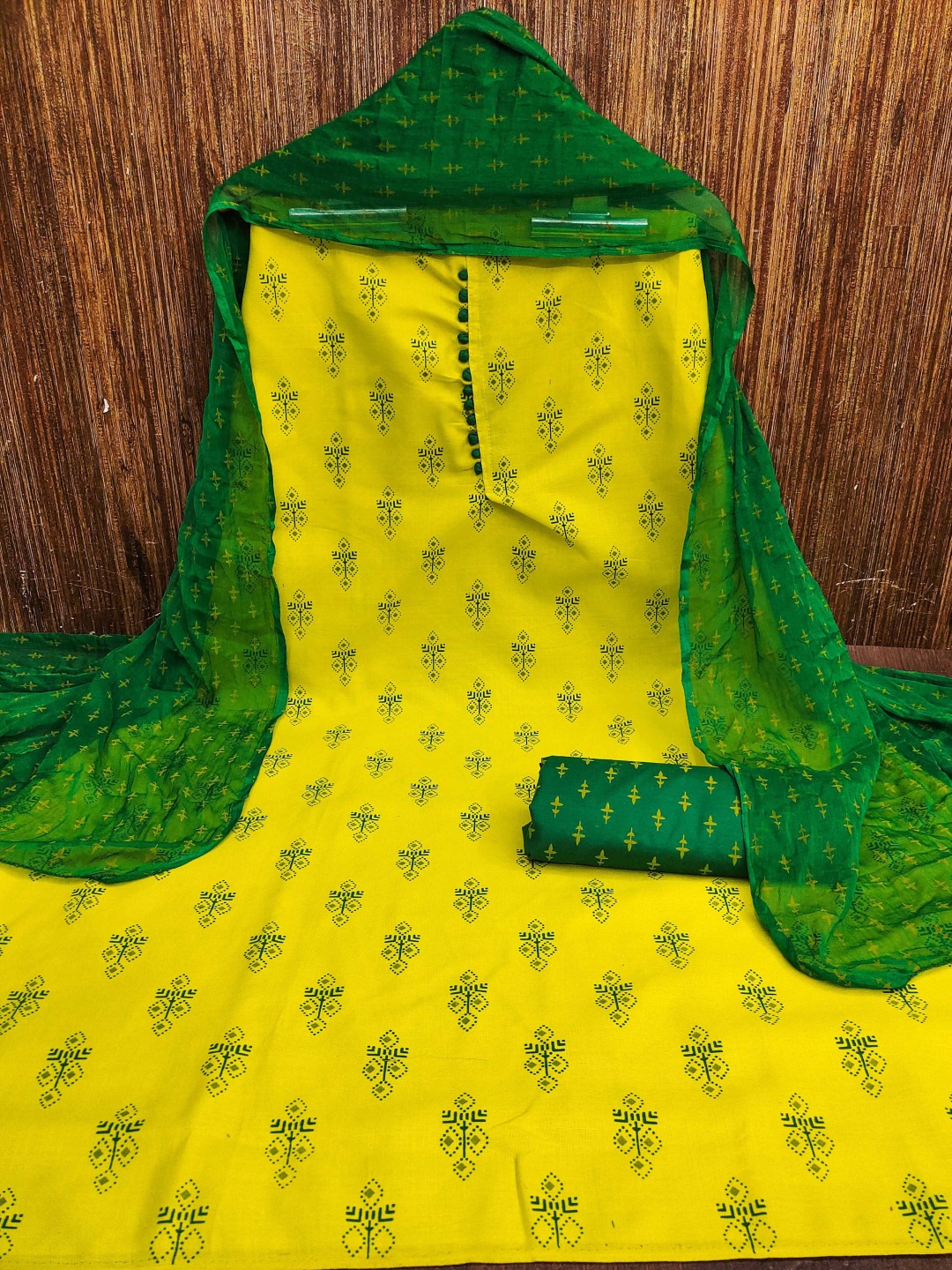 

KALINI Floral Printed Unstitched Dress Material, Yellow
