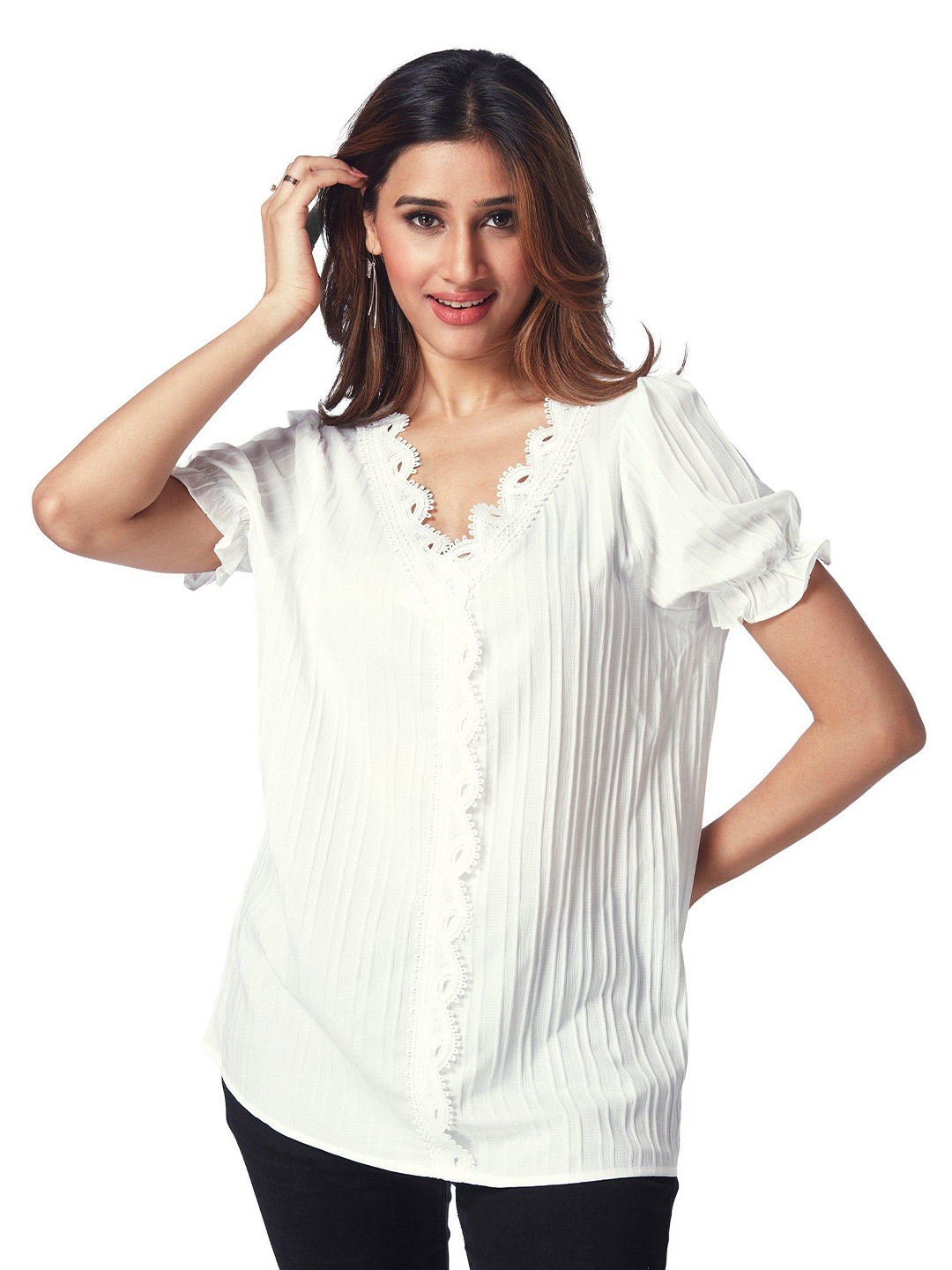 

FREYAA Lace work Puff Sleeves Top, White