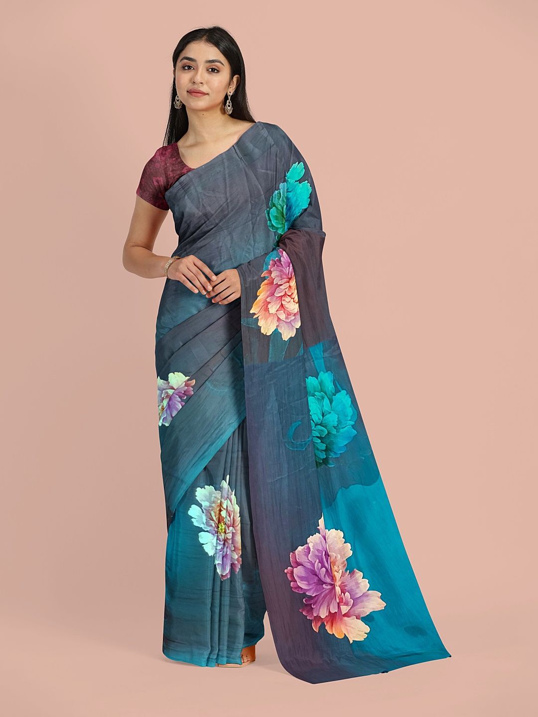

Avyay Creation Floral Printed Saree With Printed Blouse Piece, Blue