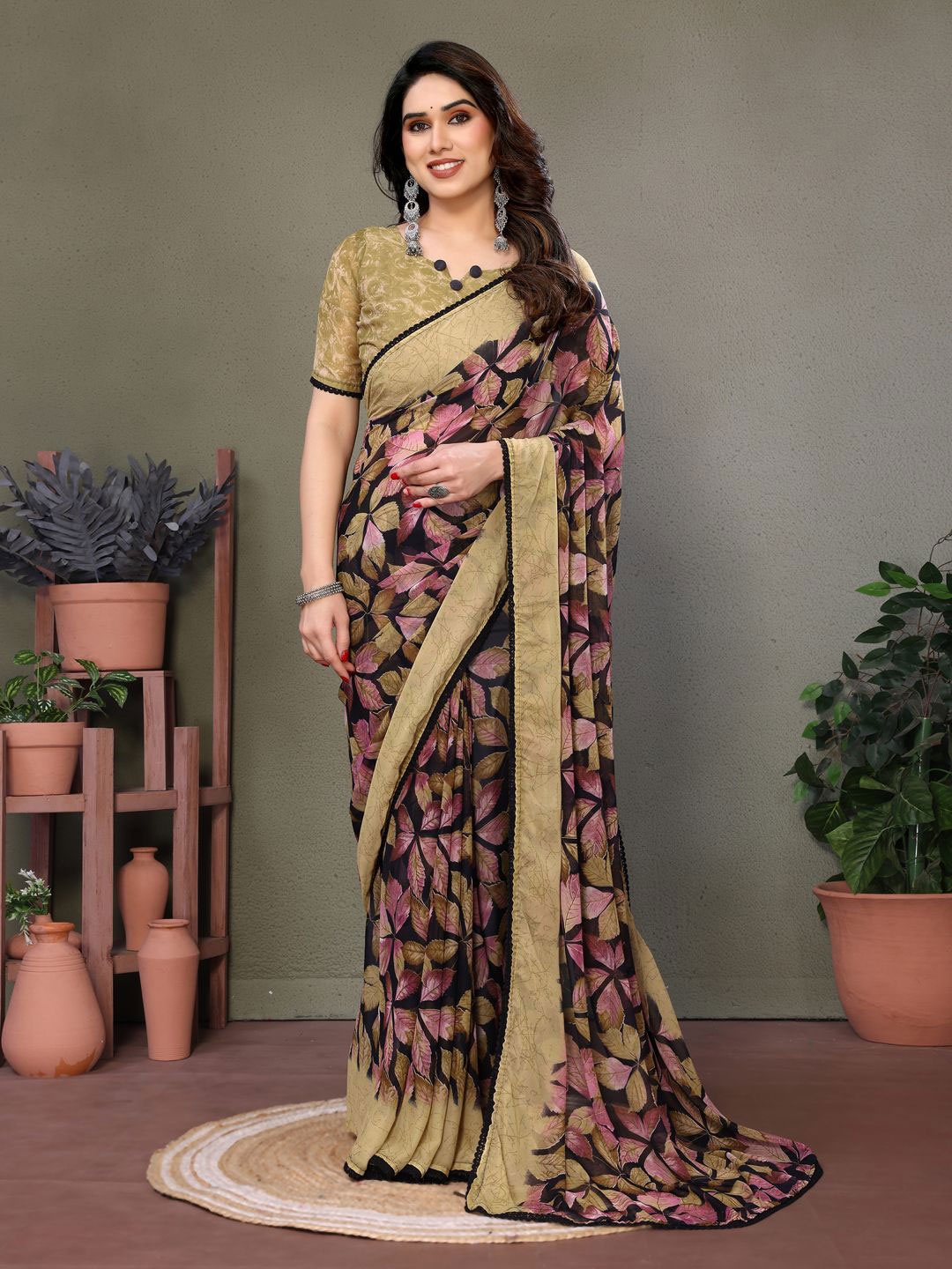 

yourwish Floral Printed Pure Georgette Block Print Saree, Pink