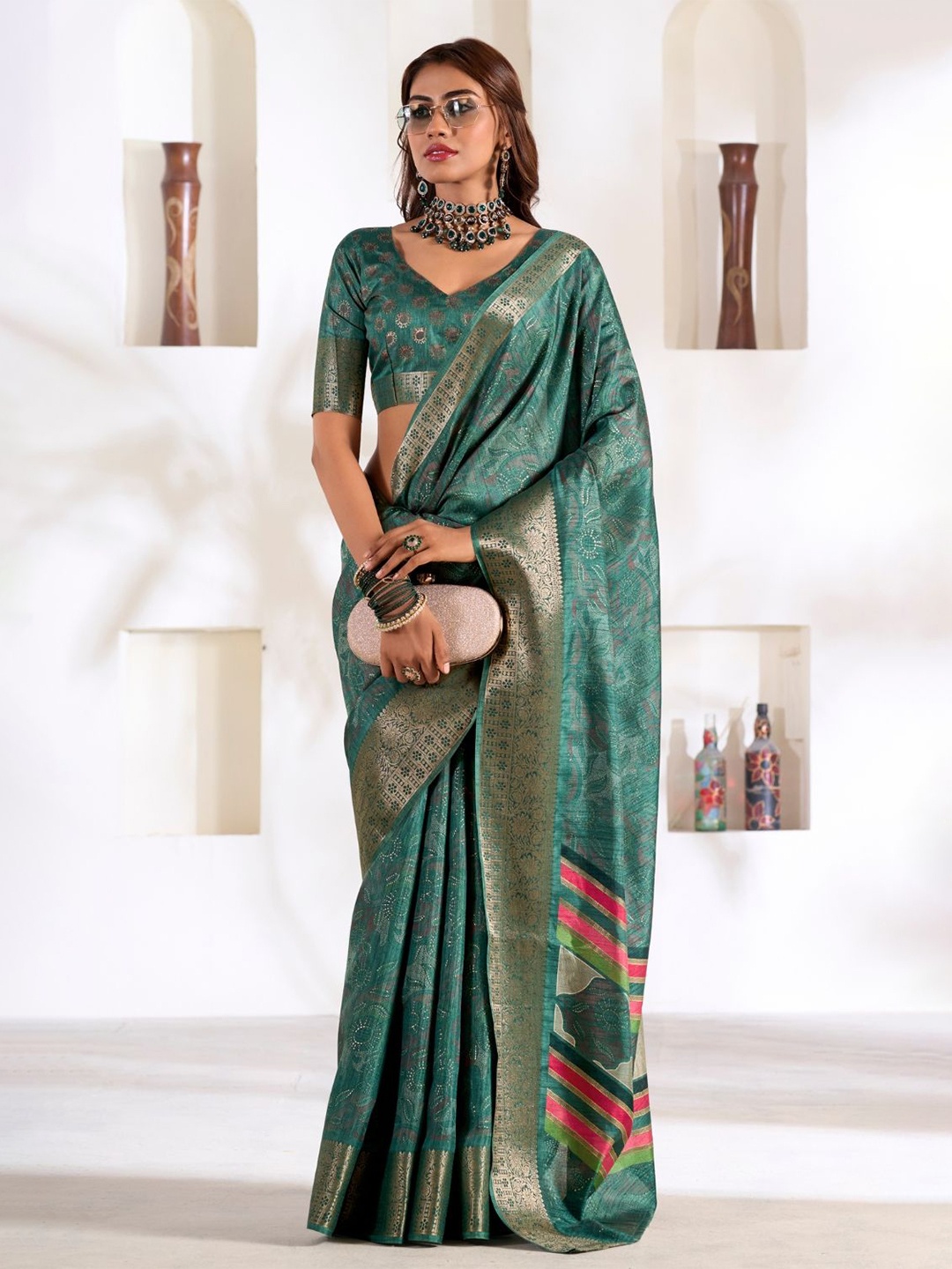 

DEVATITHI Indigo Soft Dola With Foil Print Saree, Turquoise blue