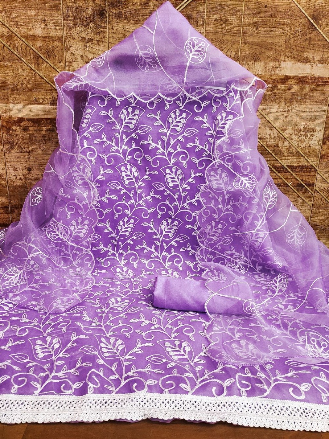 

A TO Z CART Floral Embroidered Organza Unstitched Dress Material, Lavender