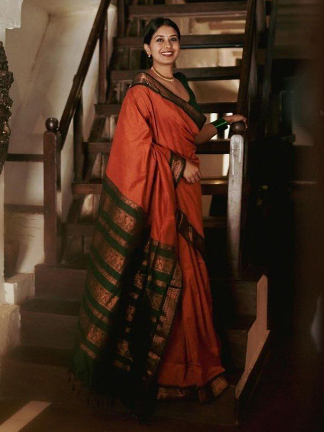 

Upalksh Woven Design Zari Saree, Orange