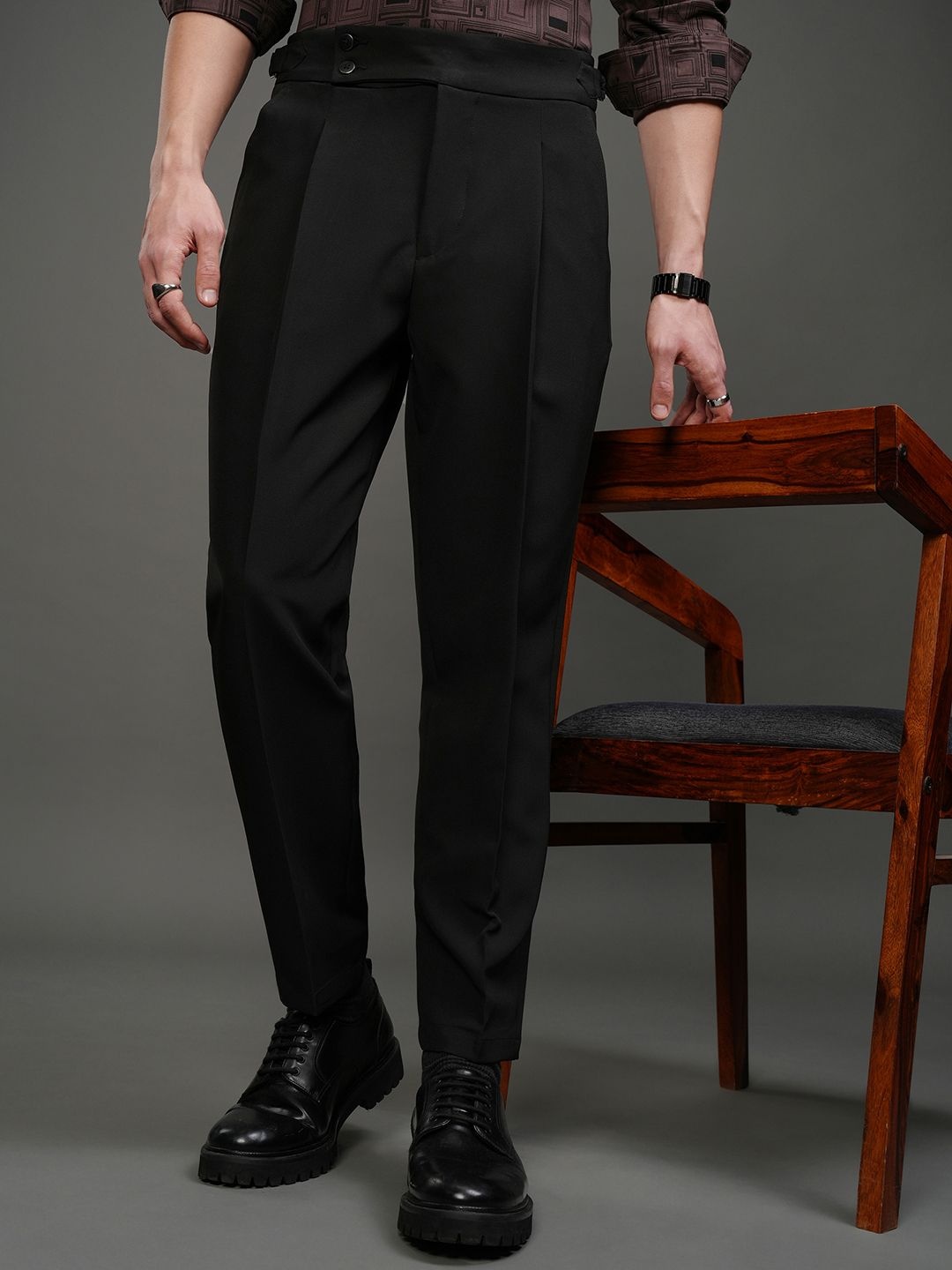 

HIGHLANDER Men High Waist Carrot Ankle Length Gurka Pant, Black