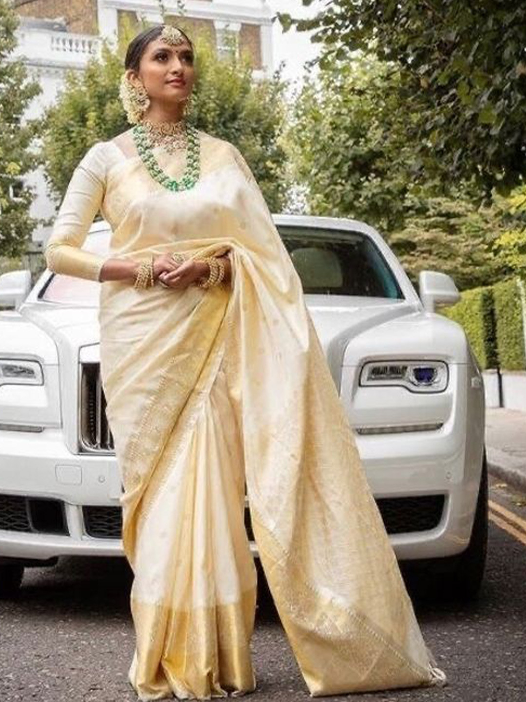

Upalksh Woven Design Ethnic Motifs Pure Cotton Zari Saree, White