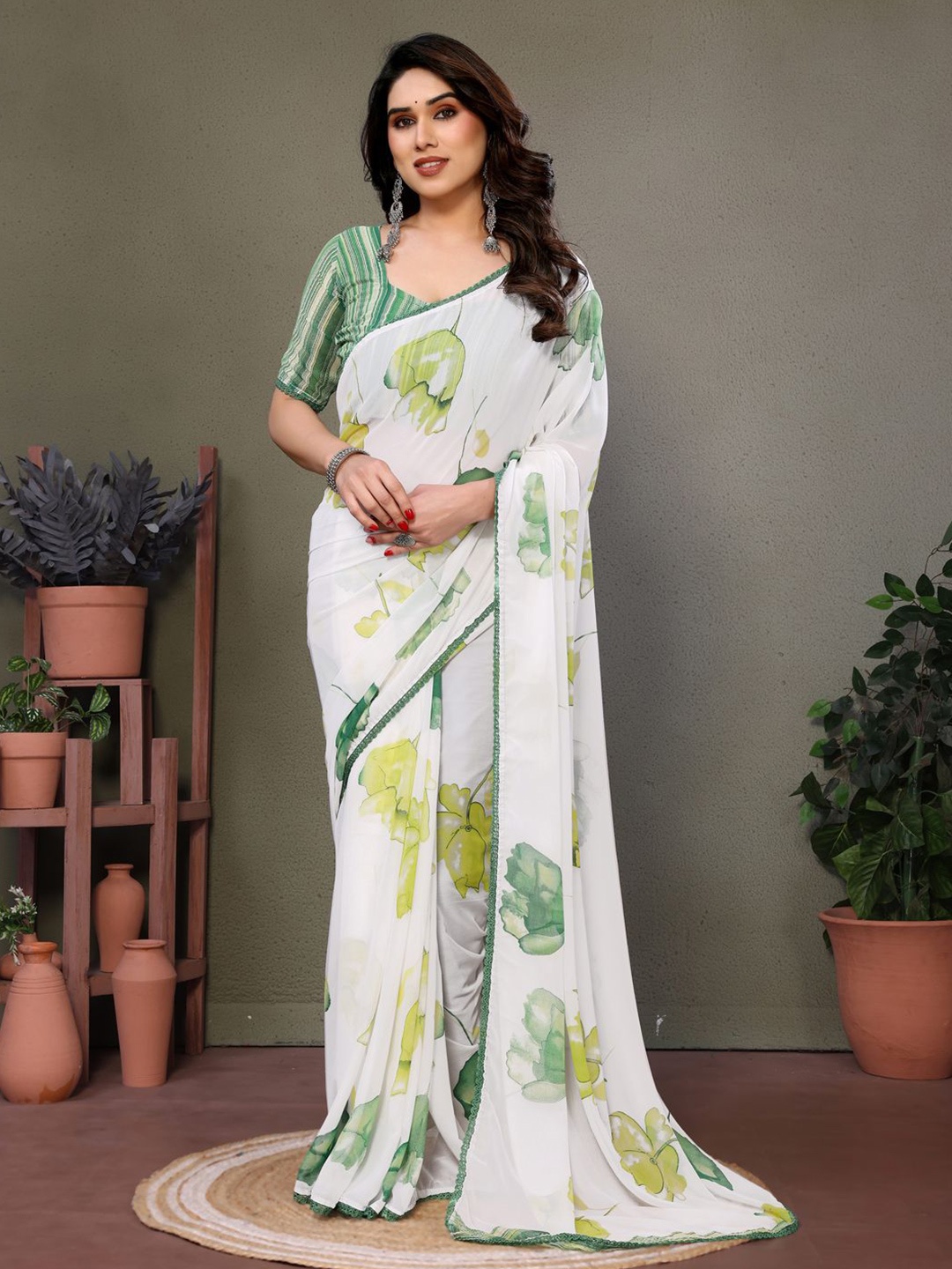 

yourwish Floral Pure Georgette Block Print Saree, Green