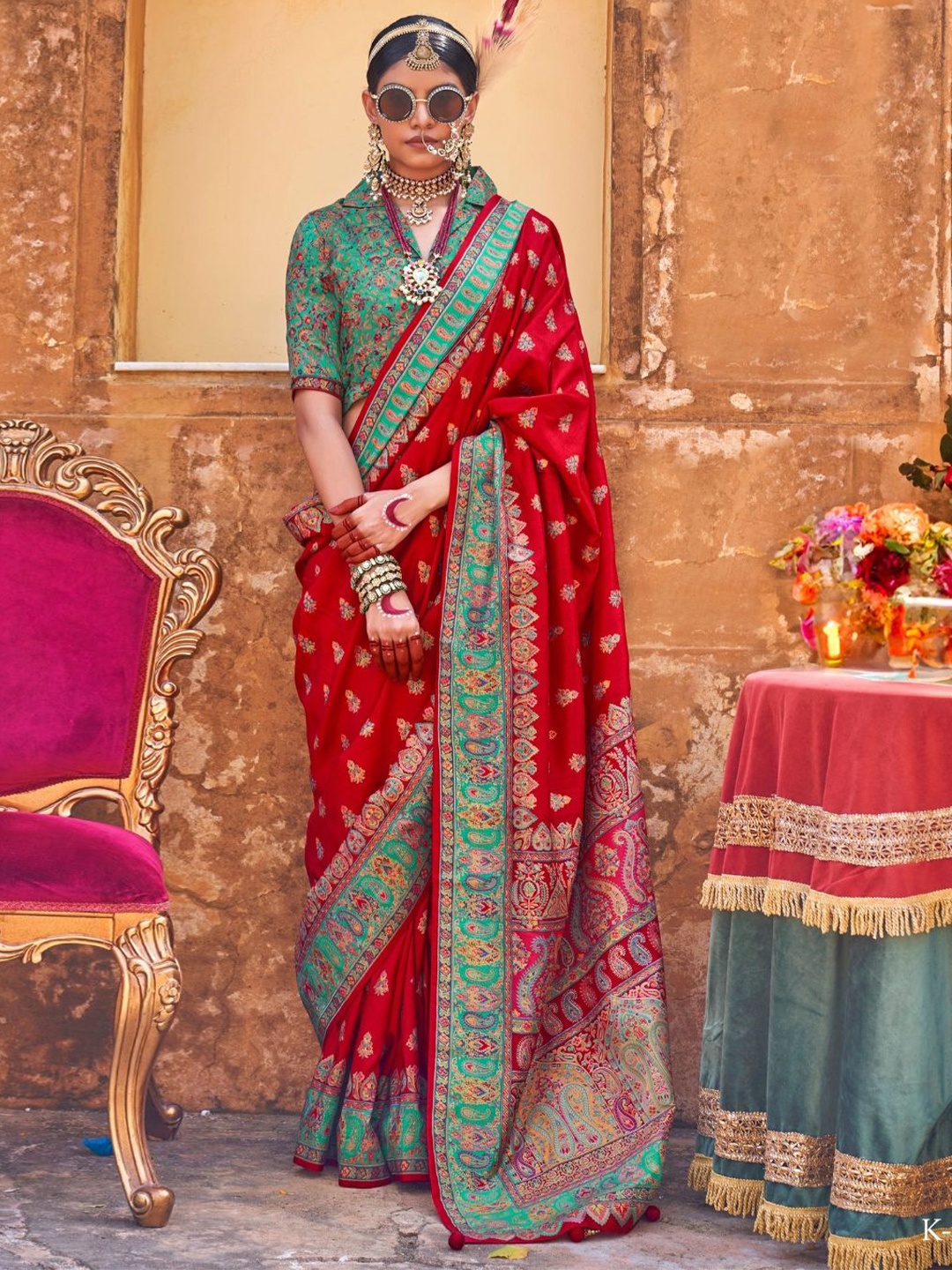 

DEVATITHI Patola Silk Saree, Red