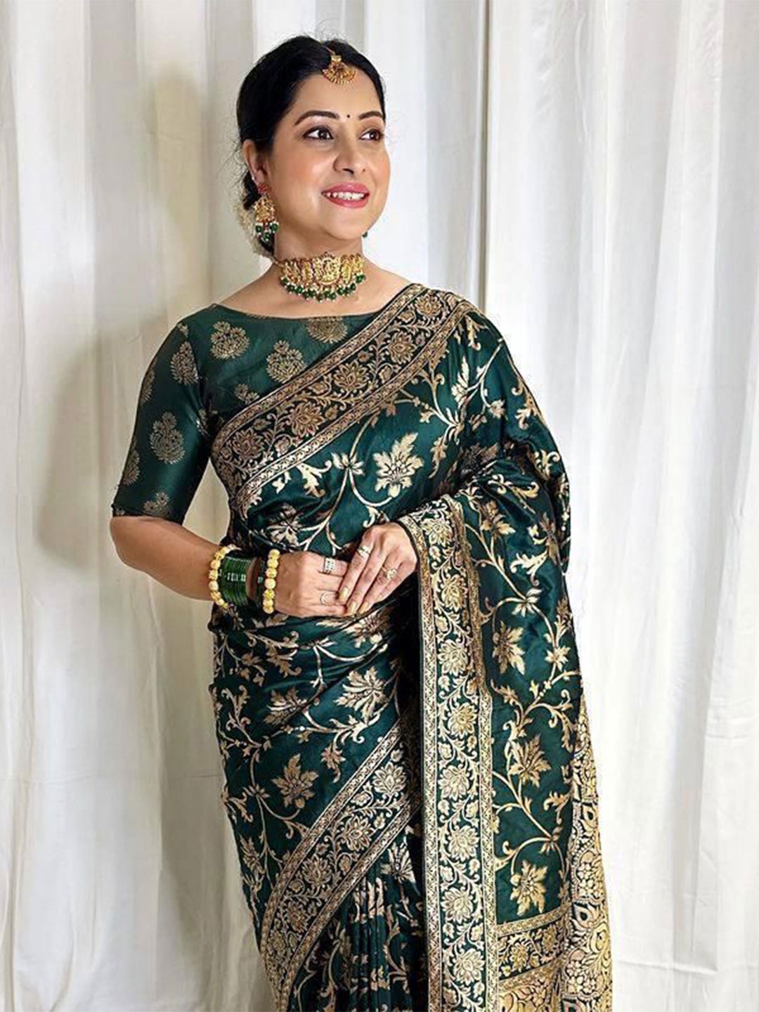 

Upalksh Woven Design Banarasi Saree, Green