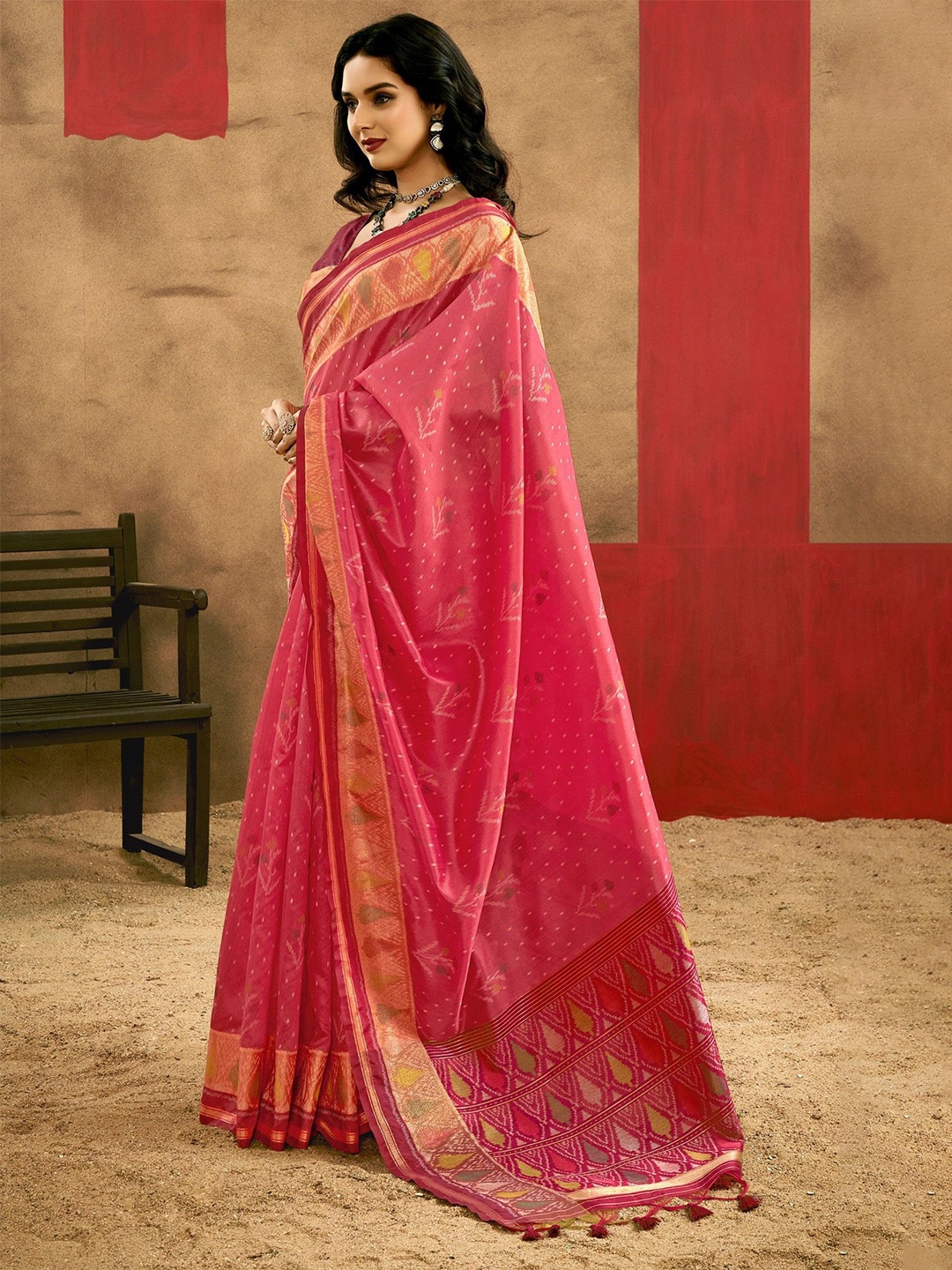 

MySilkLove Ethnic Motifs Woven Design Zari Patola Saree, Pink