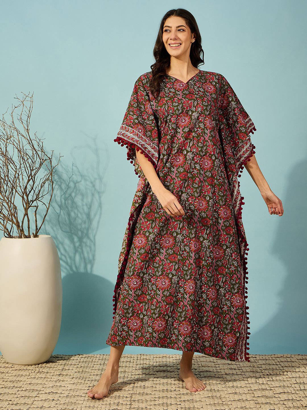 

The Kaftan Company Women Floral Printed Pure Cotton Maxi Nightdress, Maroon