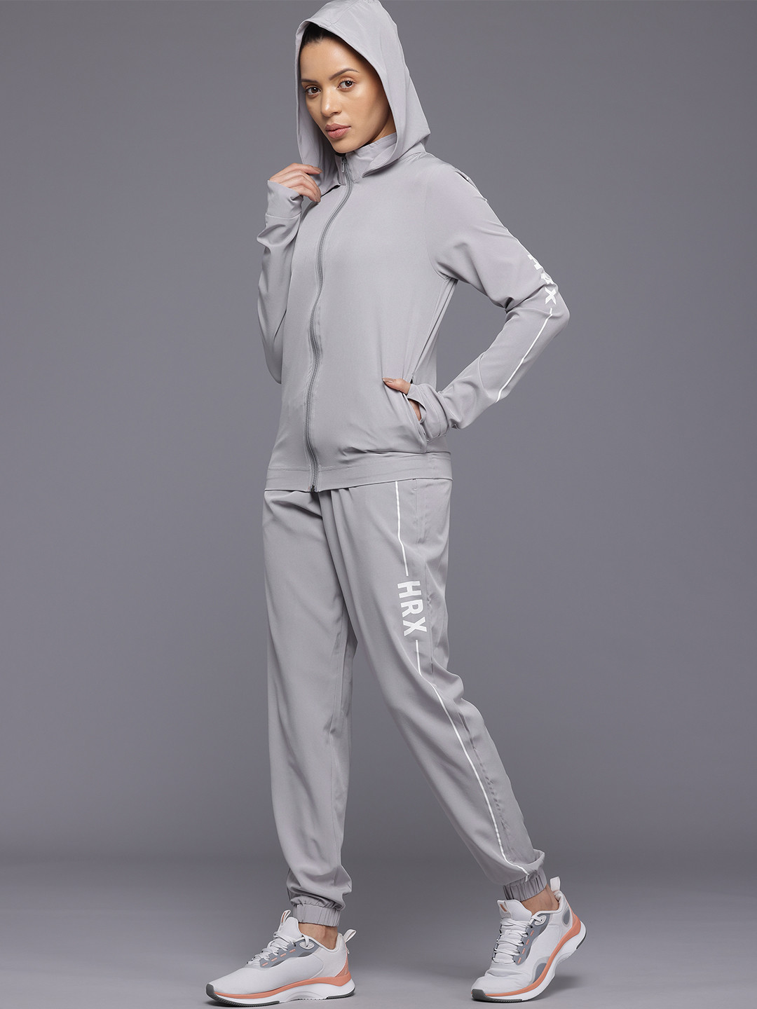 

HRX by Hrithik Roshan Women Training Tracksuit, Grey