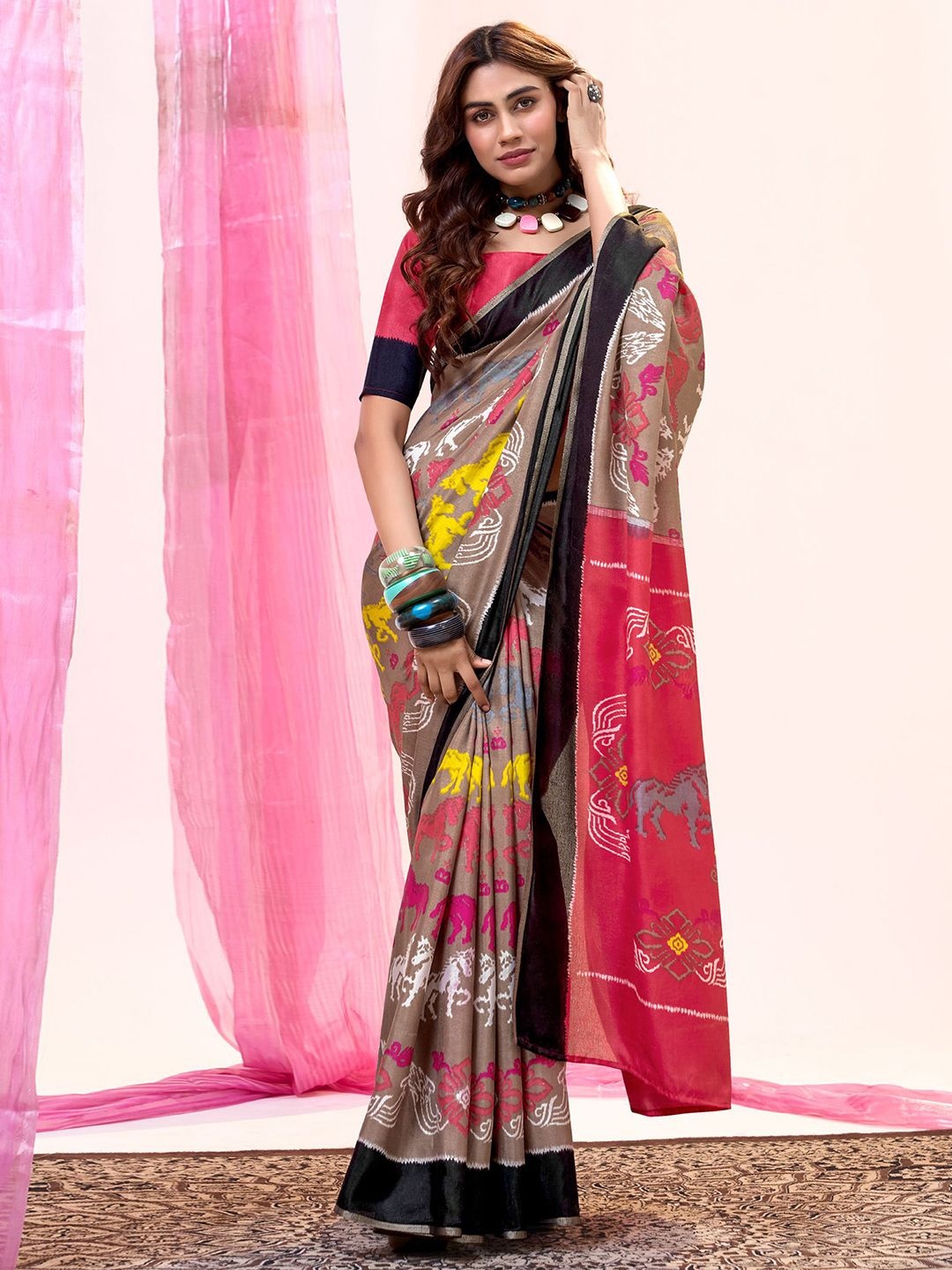 

Mitera Printed Ikat Saree With Blouse Piece, Beige