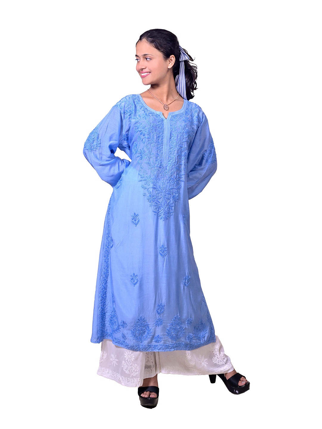 

SUFIZA LIFESTYLE Women Ethnic Motifs Embroidered Cotton Chikankari Kurta, Blue