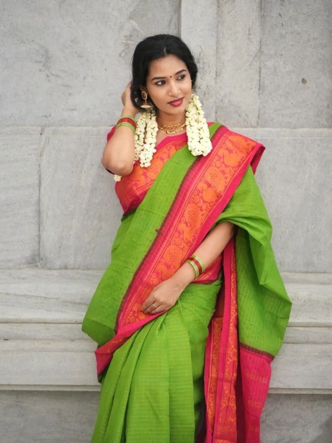 

Anouk Striped Zari Banarasi Saree, Green
