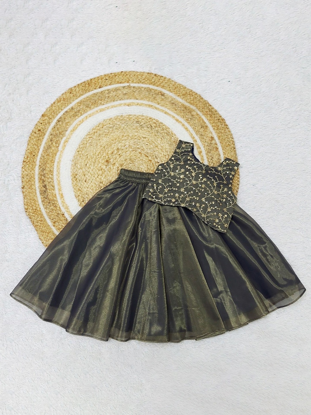 

FELIZ THE DESIGNER STUDIO Girls Ready to Wear Lehenga &, Black