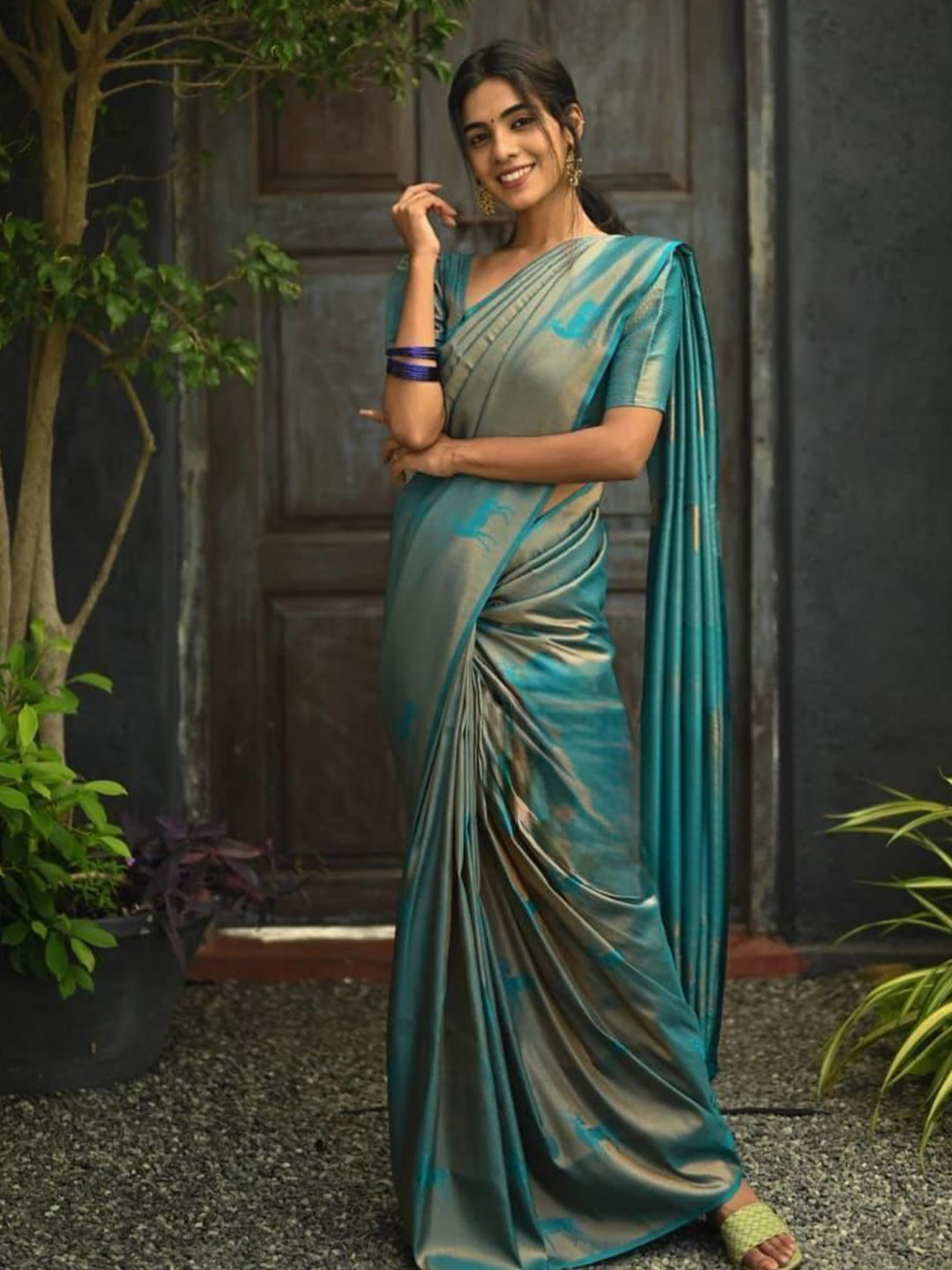 

Upalksh Woven Design Zari Pure Silk Tussar Saree, Blue