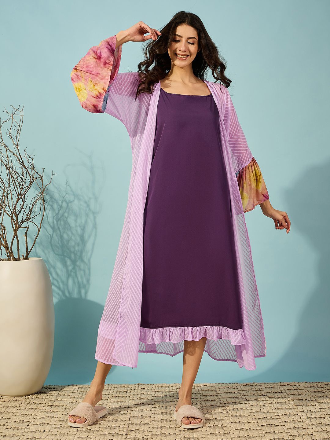 

The Kaftan Company Women Round Neck Nightdress With Printed Robe, Lavender