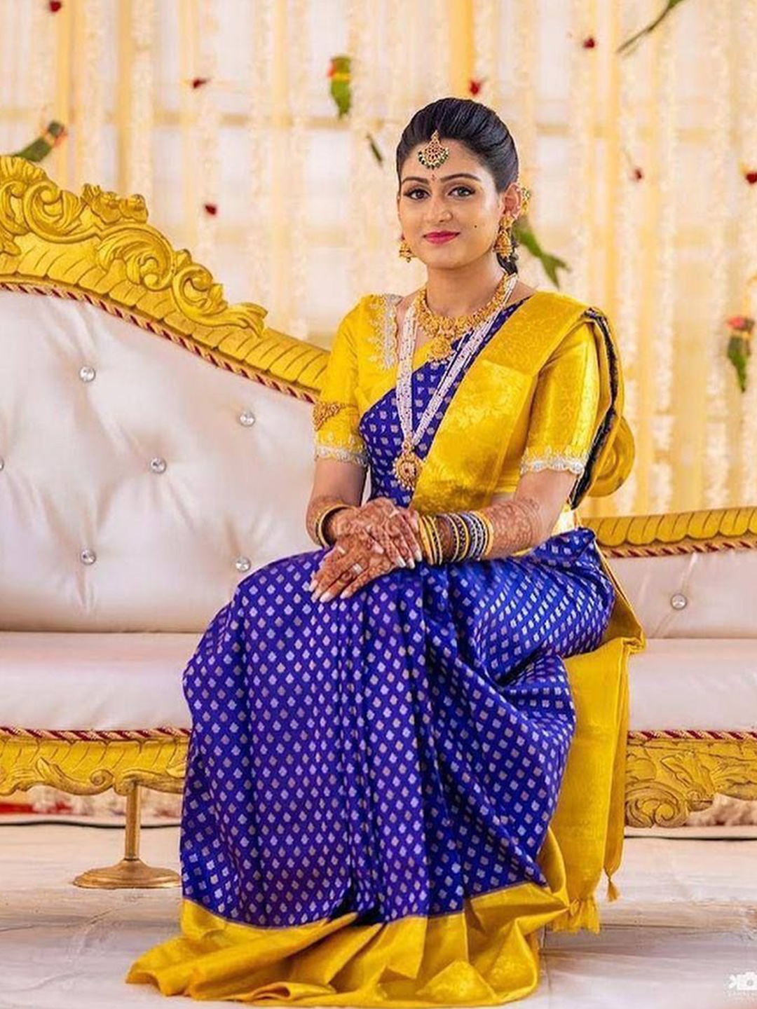

Upalksh Woven Design Zari Banarasi Saree, Blue