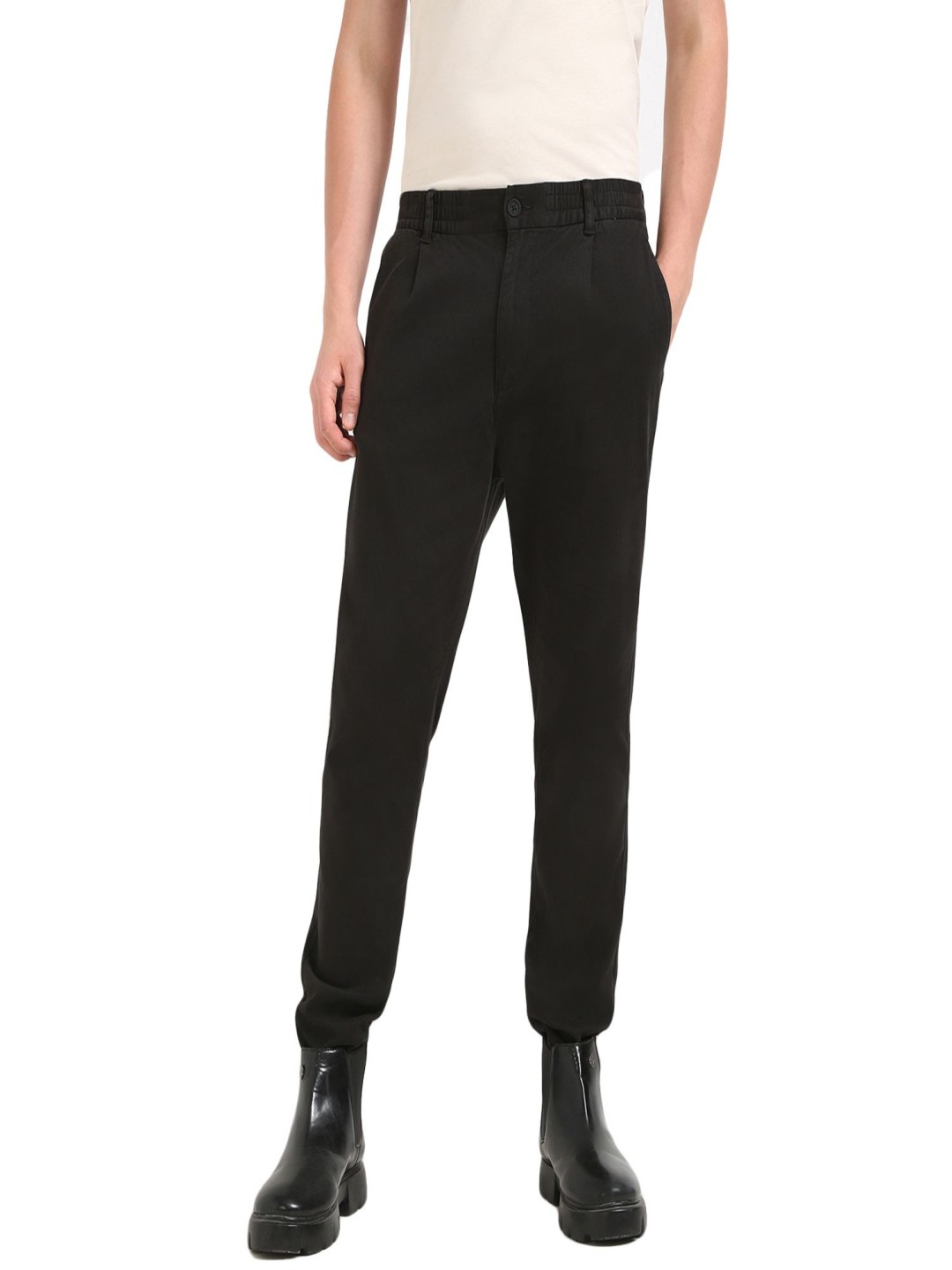 

Tommy Hilfiger Men Cotton Regular Fit Trousers, Black