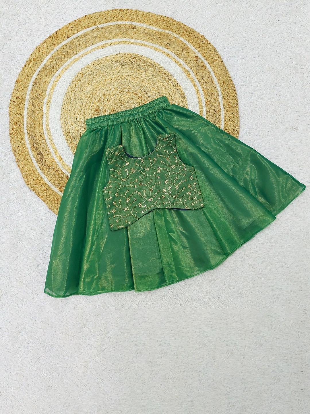 

FELIZ THE DESIGNER STUDIO Girls Ready to Wear Lehenga &, Green