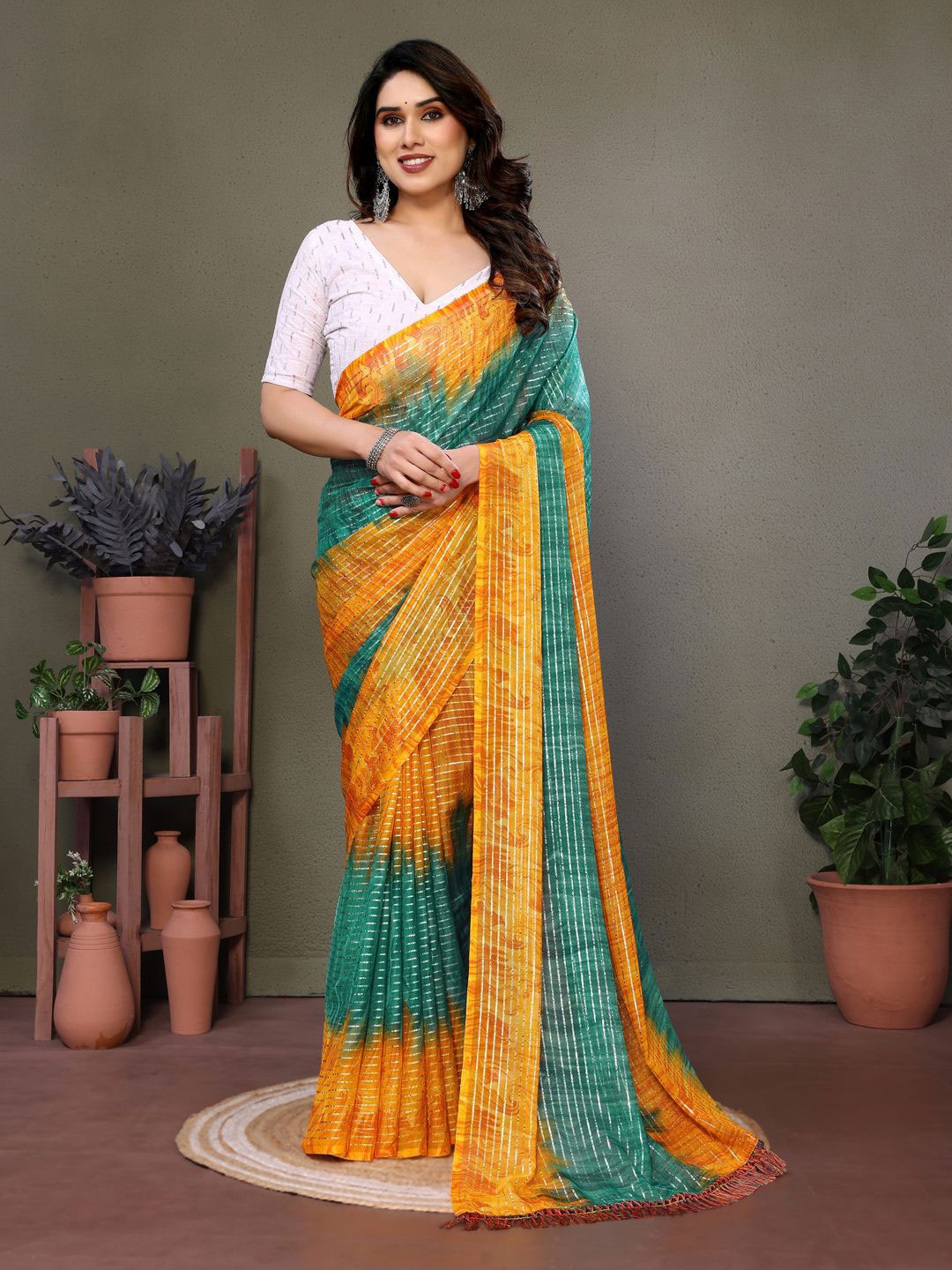 

yourwish Striped Pure Georgette Block Print Saree, Green