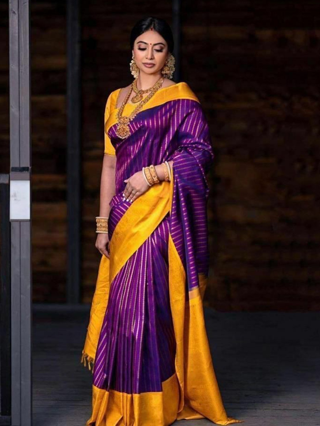 

Upalksh Woven Design Jamdani Saree, Purple